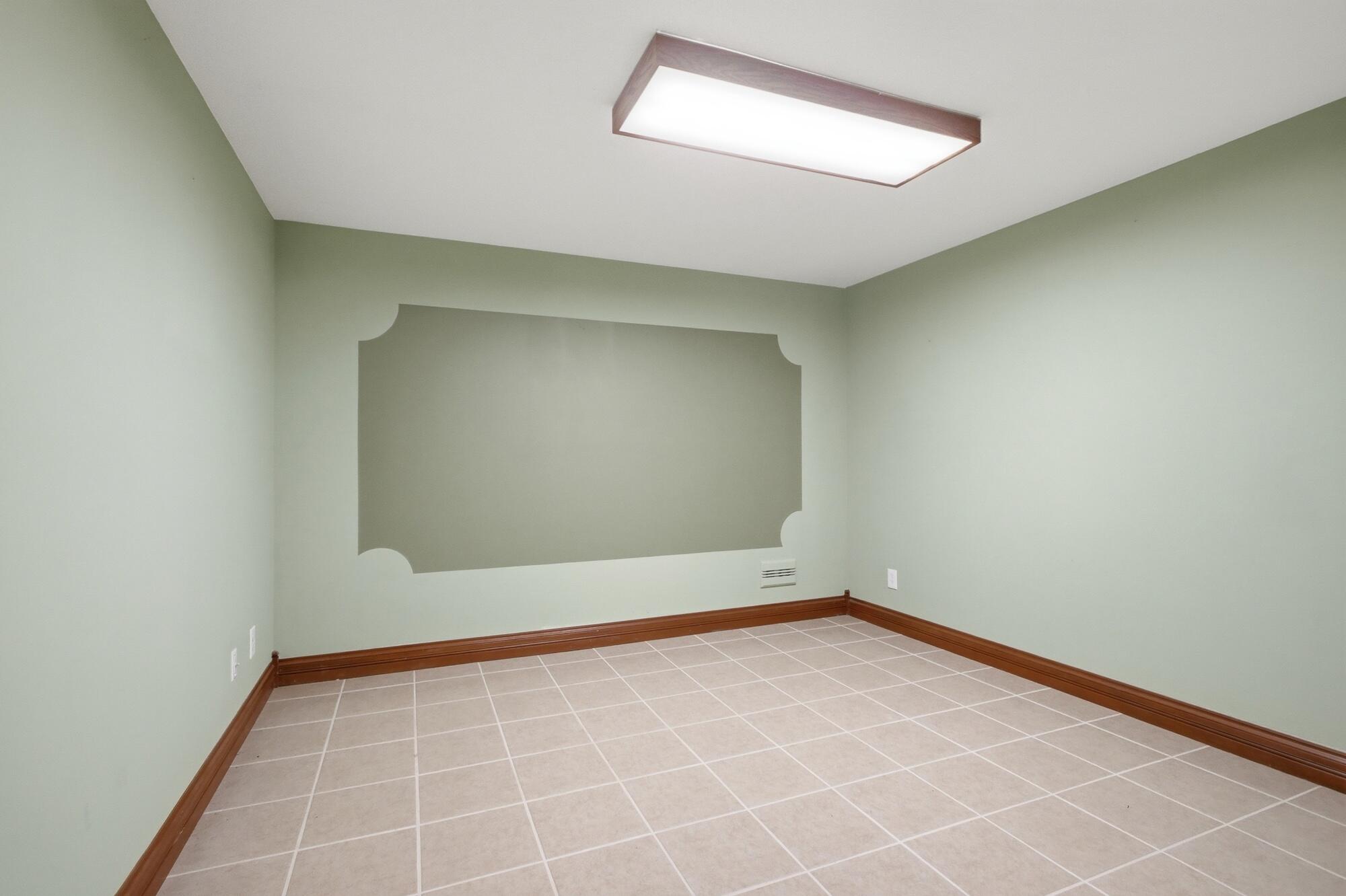 4185 Stone Bridge Drive, Springfield, Ohio 45504