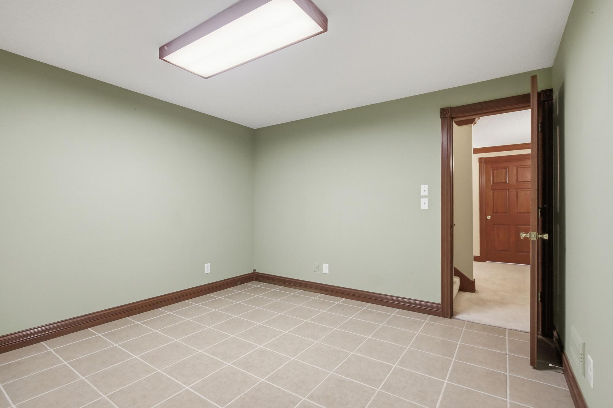 4185 Stone Bridge Drive, Springfield, Ohio 45504
