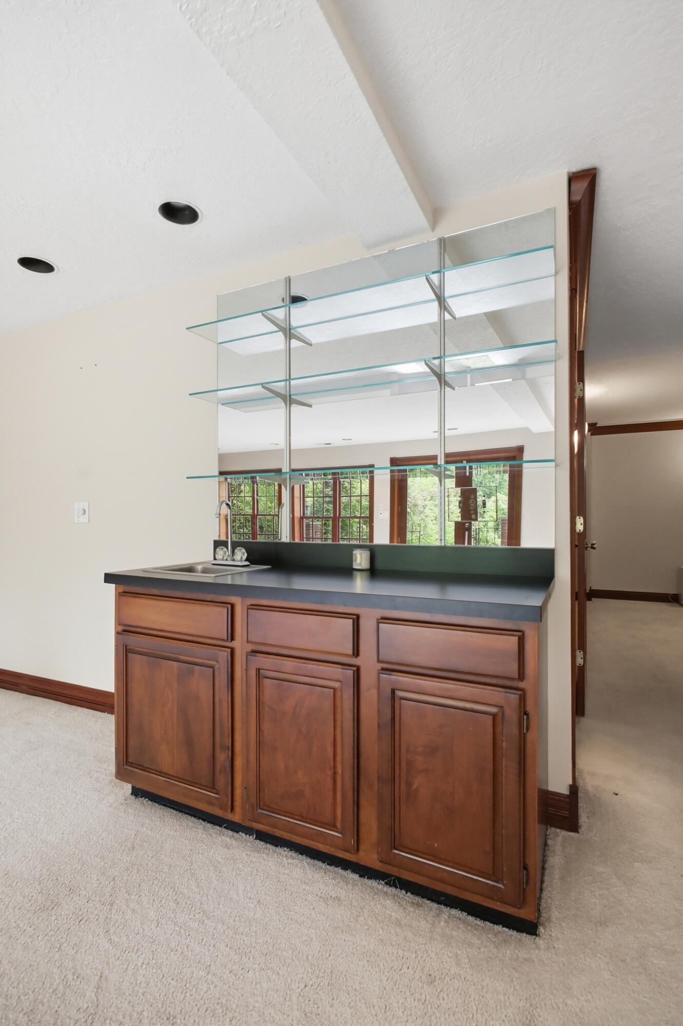 4185 Stone Bridge Drive, Springfield, Ohio 45504