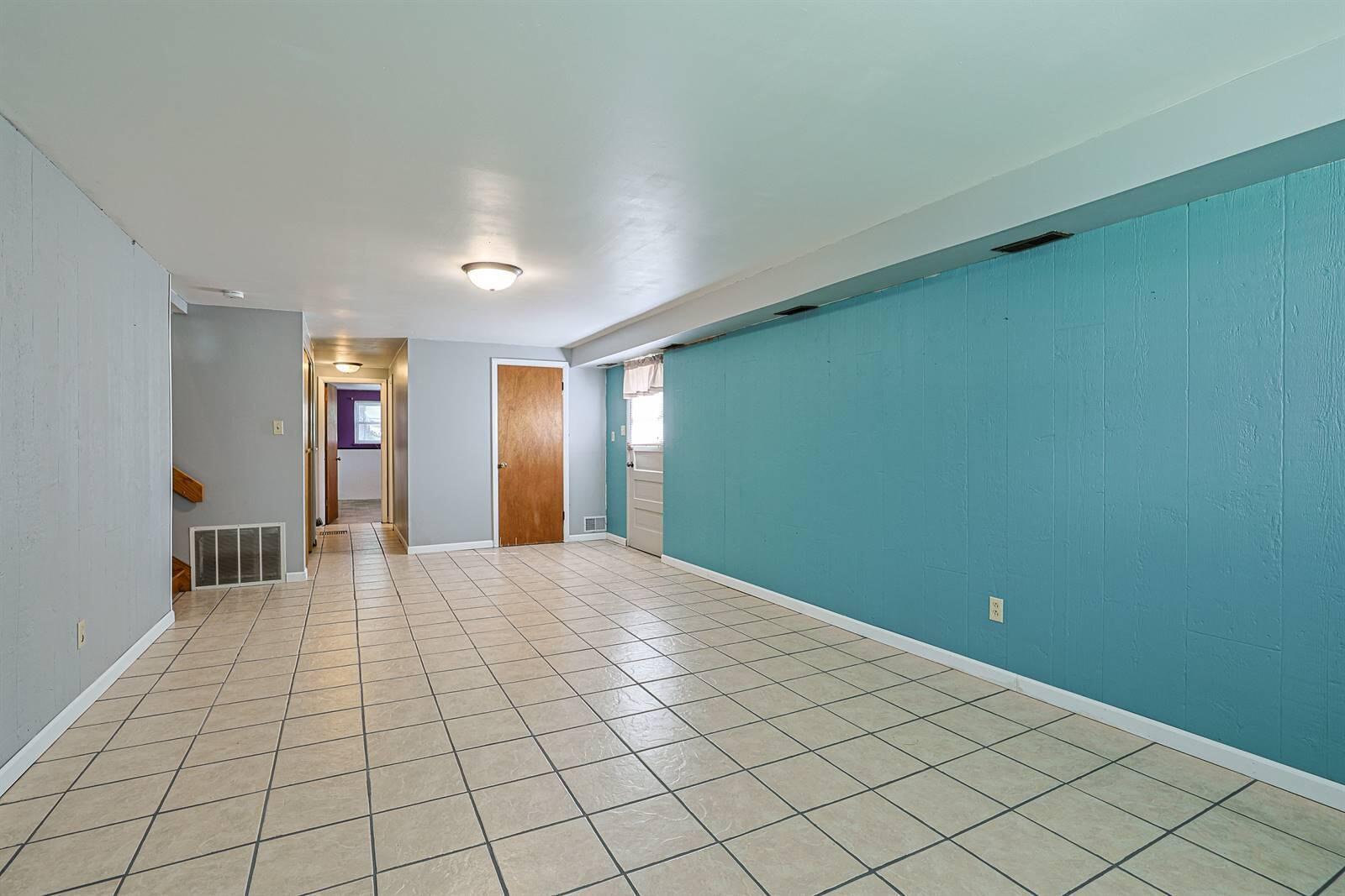 620 Bennert Drive, Vandalia, Ohio 45377