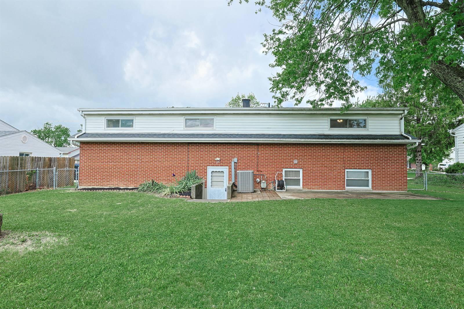 620 Bennert Drive, Vandalia, Ohio 45377