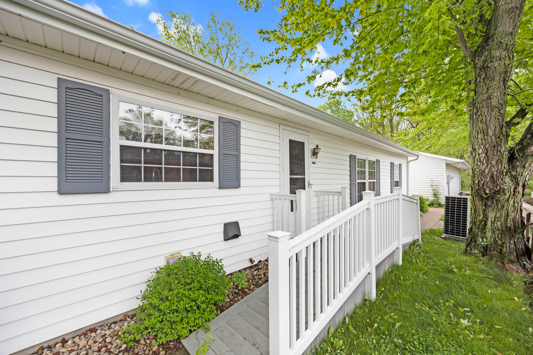 11203 Macalpine Way, Lakeview, Ohio 43331