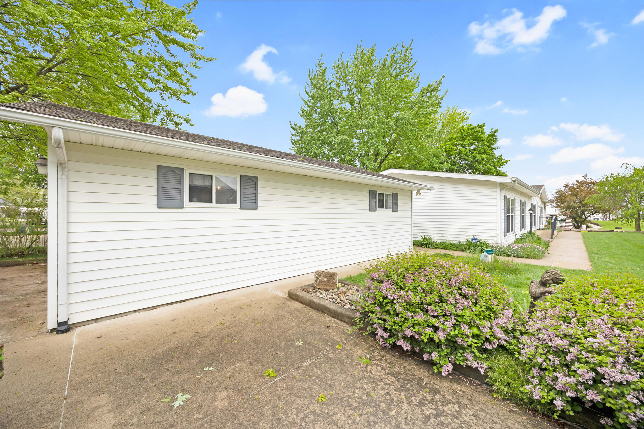 11203 Macalpine Way, Lakeview, Ohio 43331