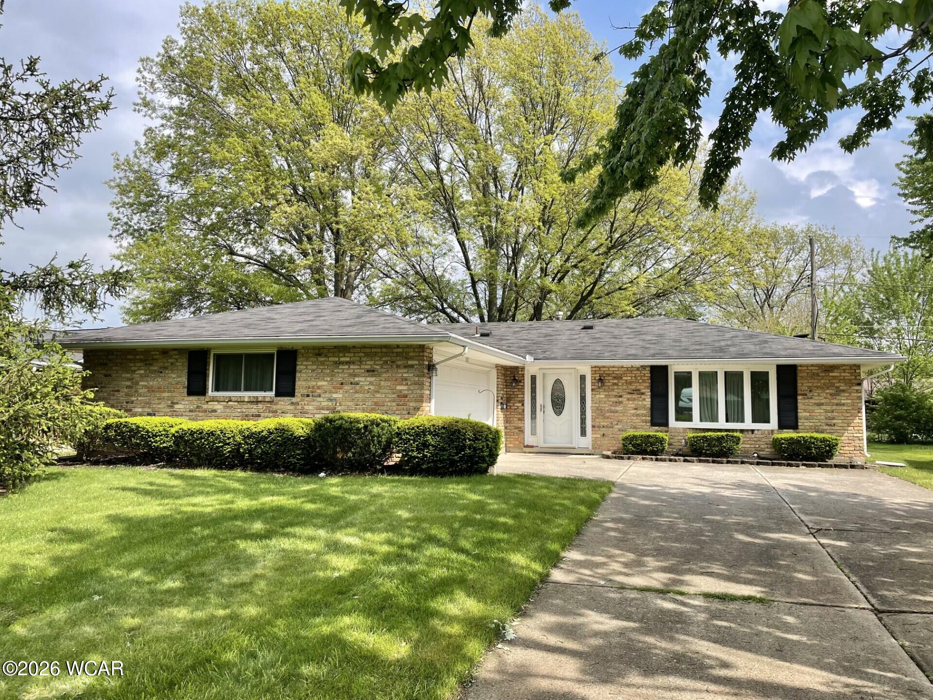 1032 Woodland Drive, Lima, Ohio