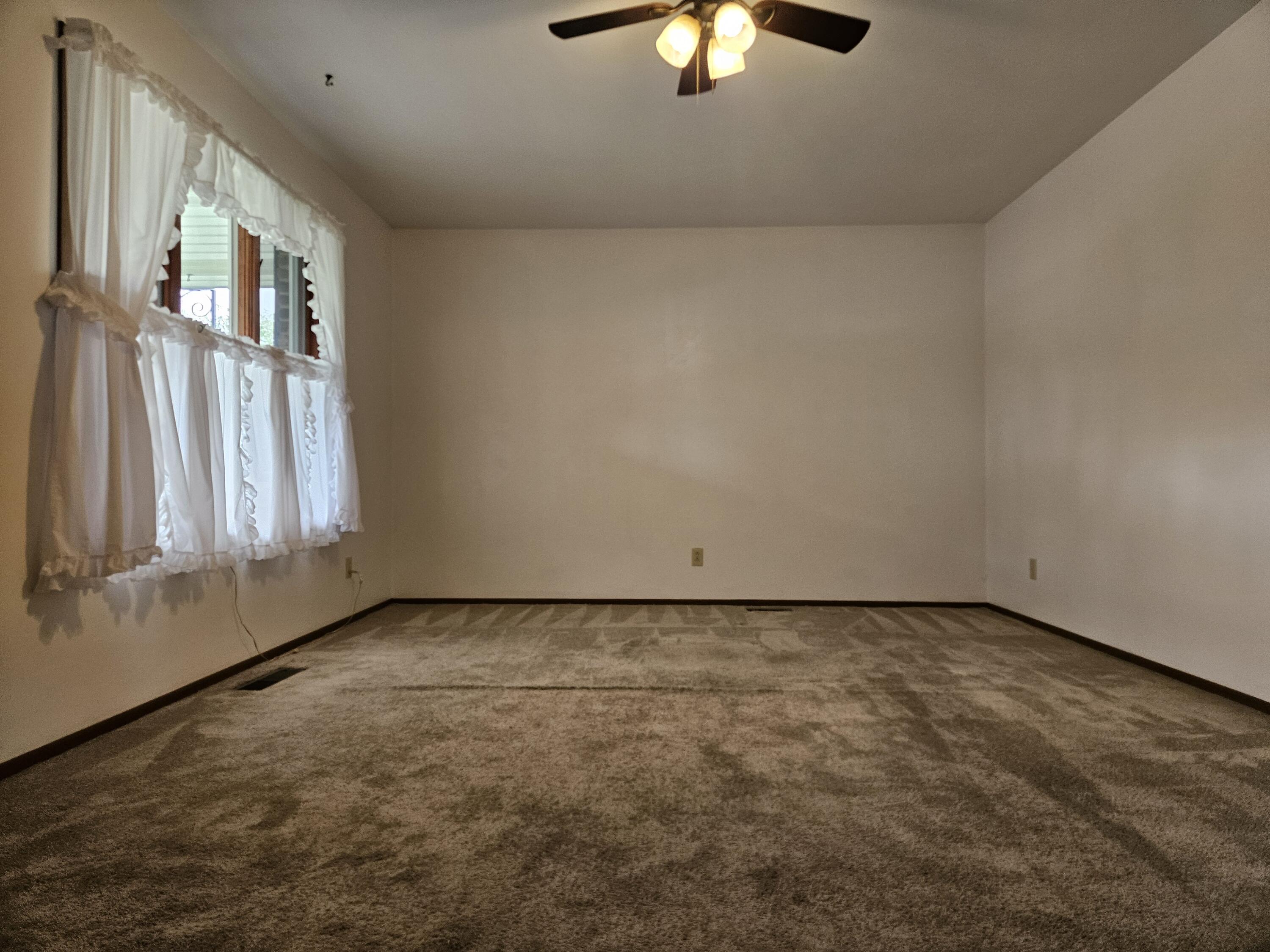 1141 Brixton Drive, Springfield, Ohio 45503