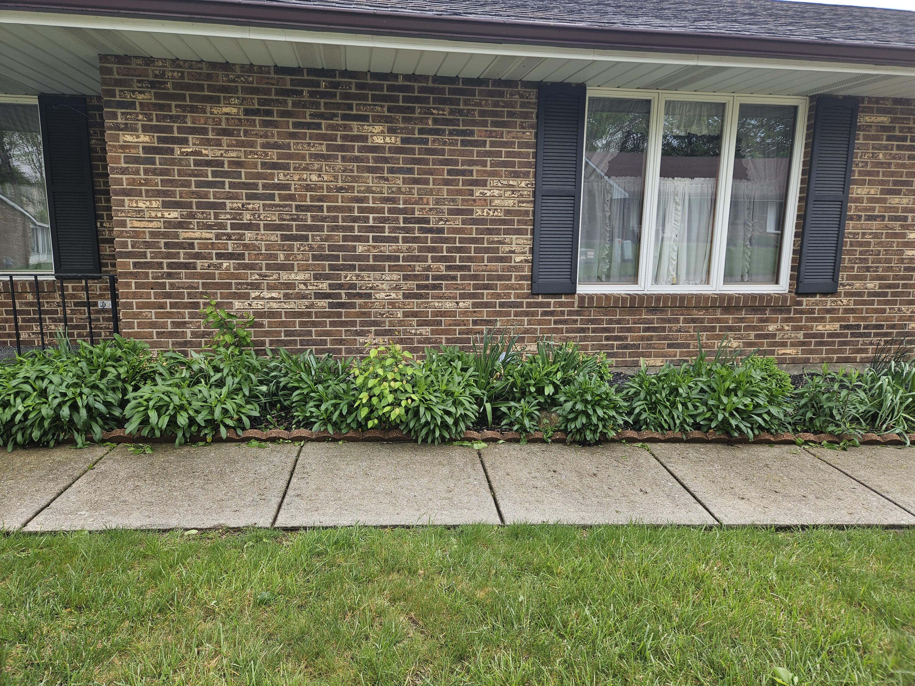 1141 Brixton Drive, Springfield, Ohio 45503