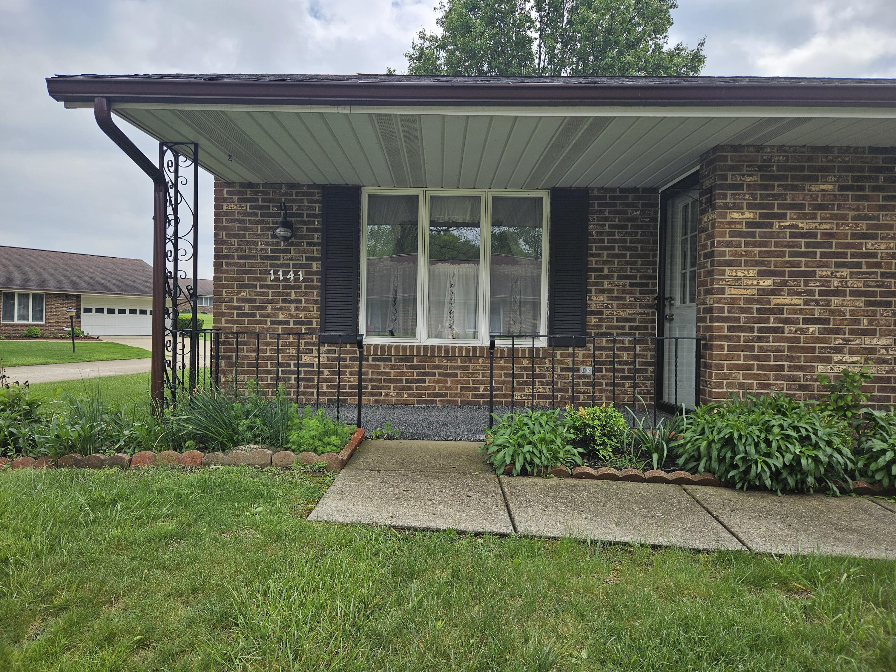 1141 Brixton Drive, Springfield, Ohio 45503