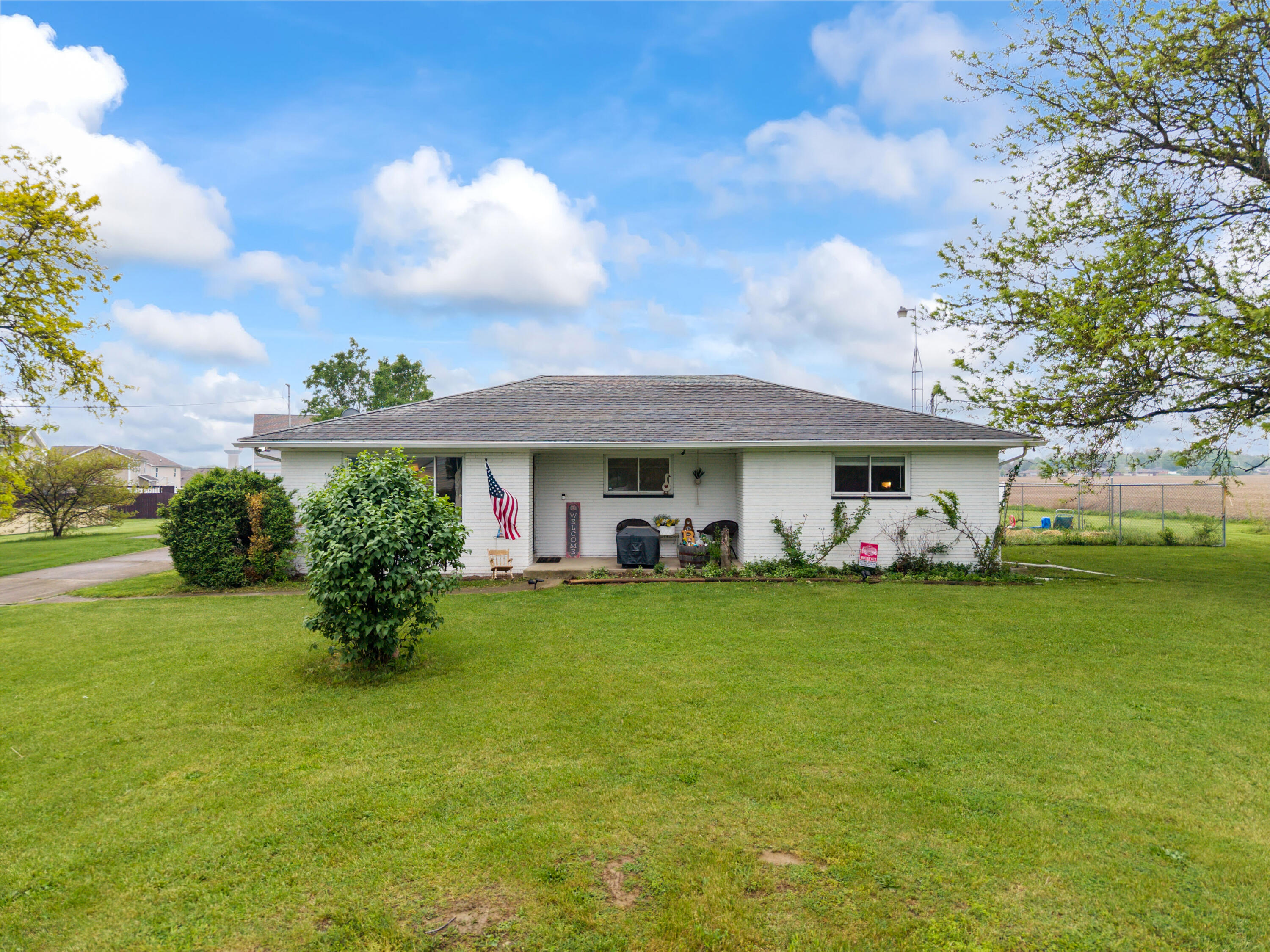 5235 Middle Urbana Road, Springfield, Ohio 45502