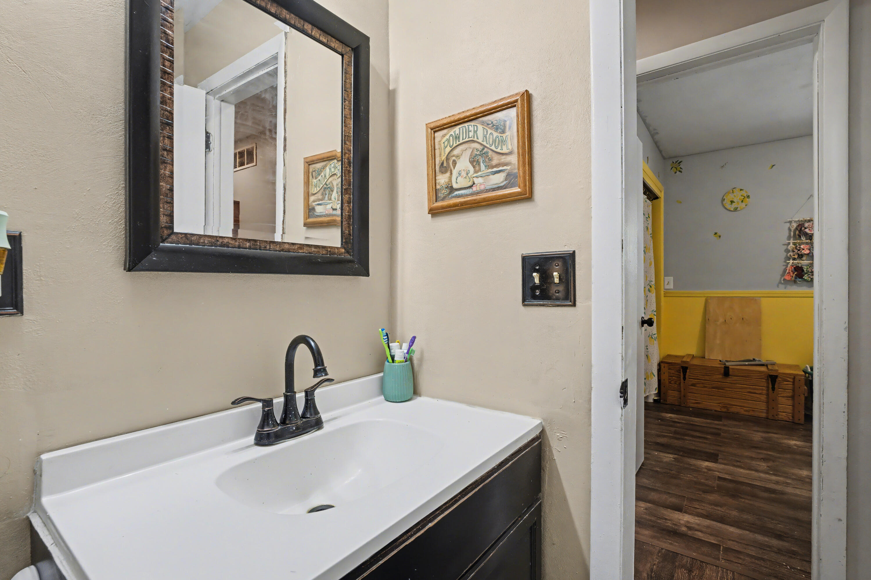 5235 Middle Urbana Road, Springfield, Ohio 45502