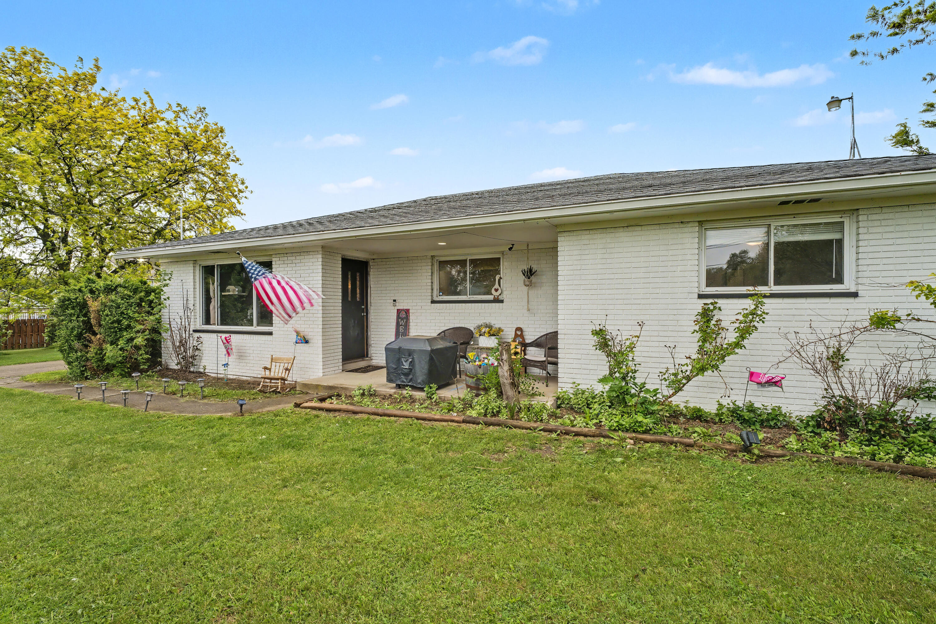 5235 Middle Urbana Road, Springfield, Ohio 45502