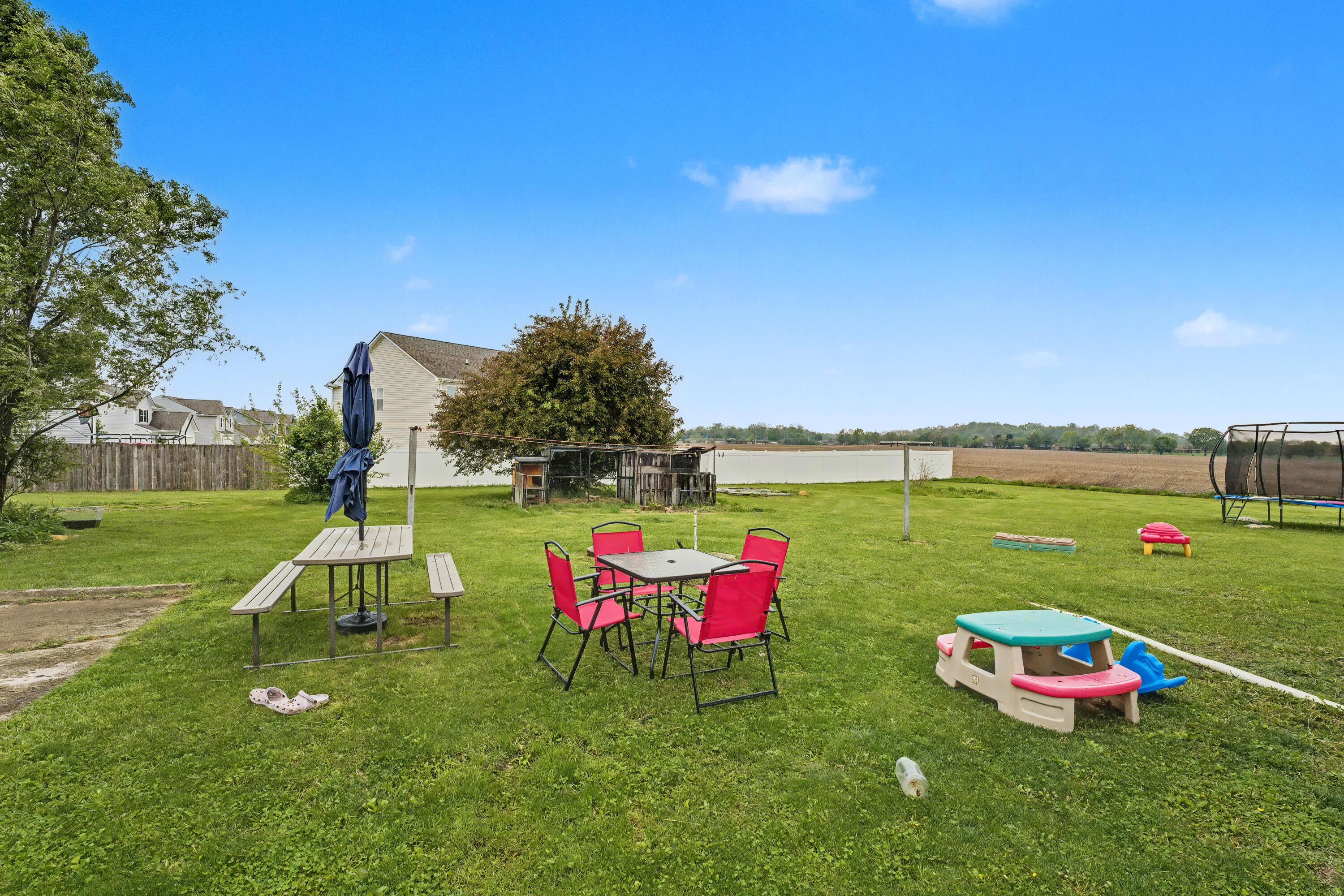 5235 Middle Urbana Road, Springfield, Ohio 45502