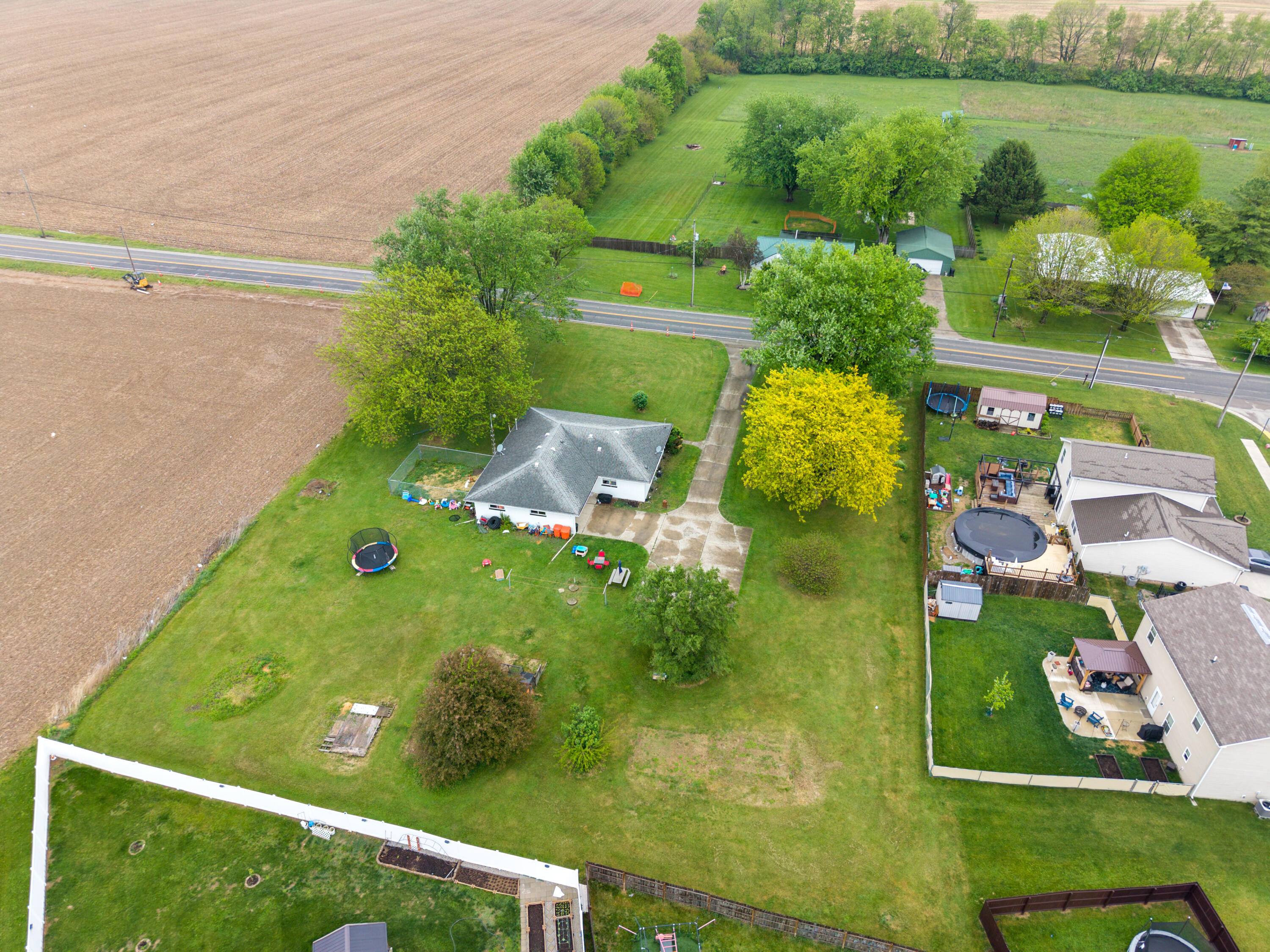 5235 Middle Urbana Road, Springfield, Ohio 45502