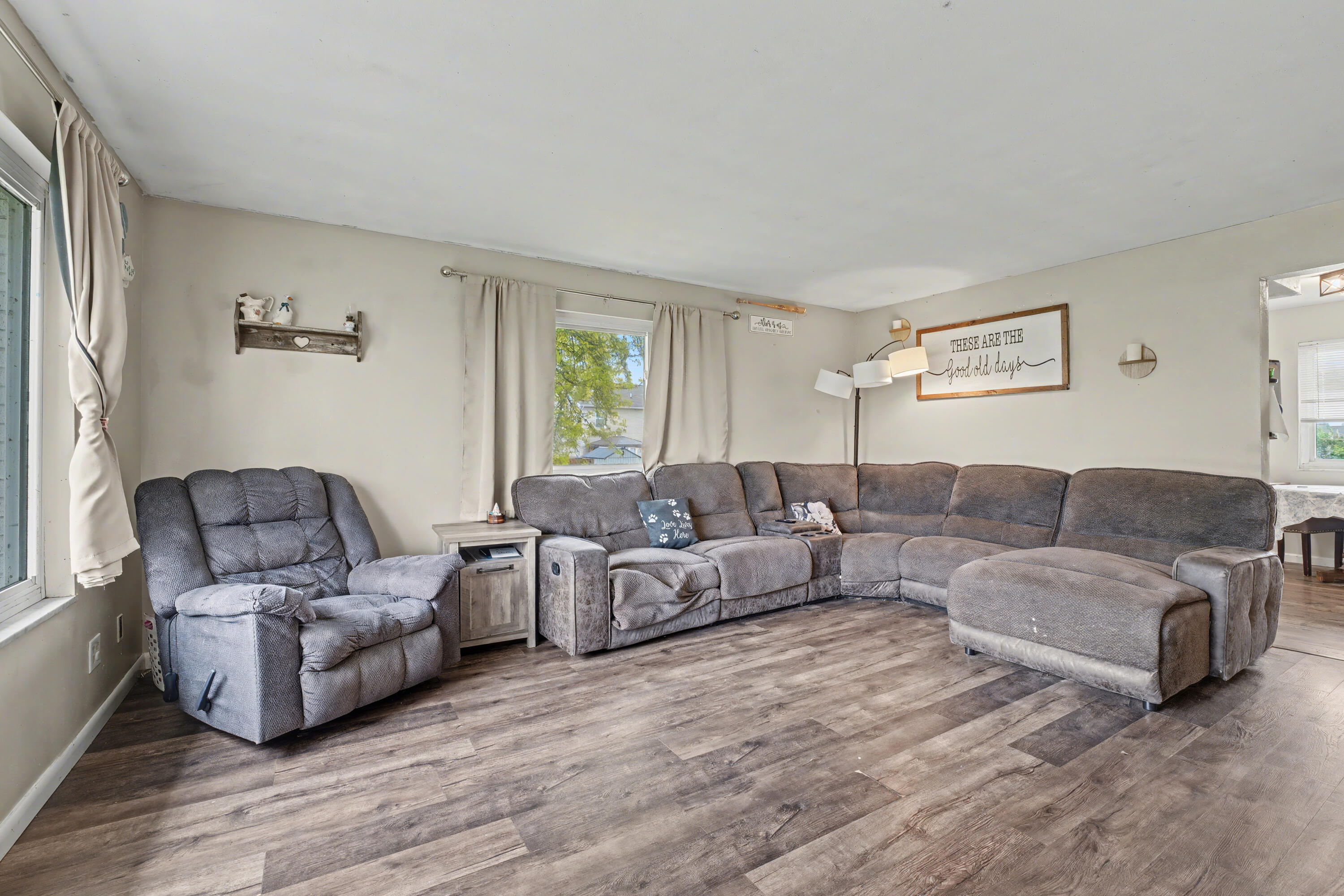 5235 Middle Urbana Road, Springfield, Ohio 45502