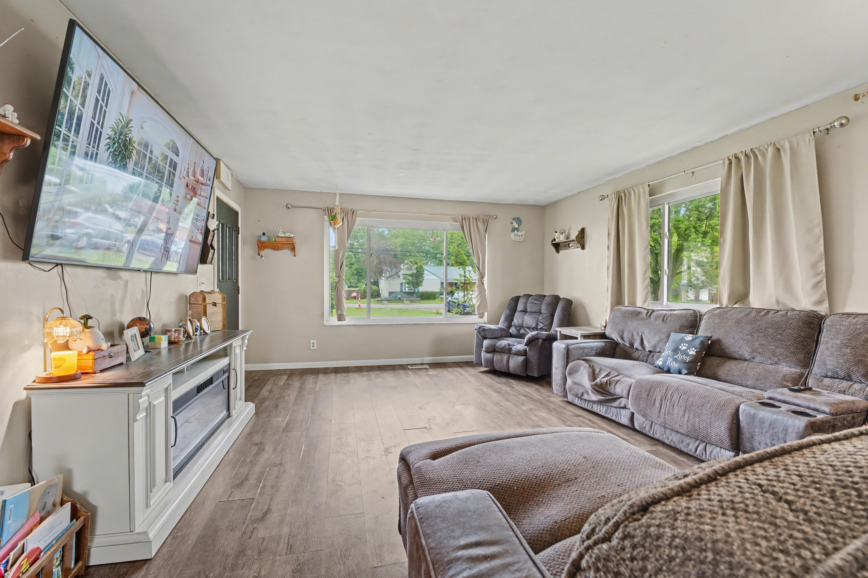 5235 Middle Urbana Road, Springfield, Ohio 45502