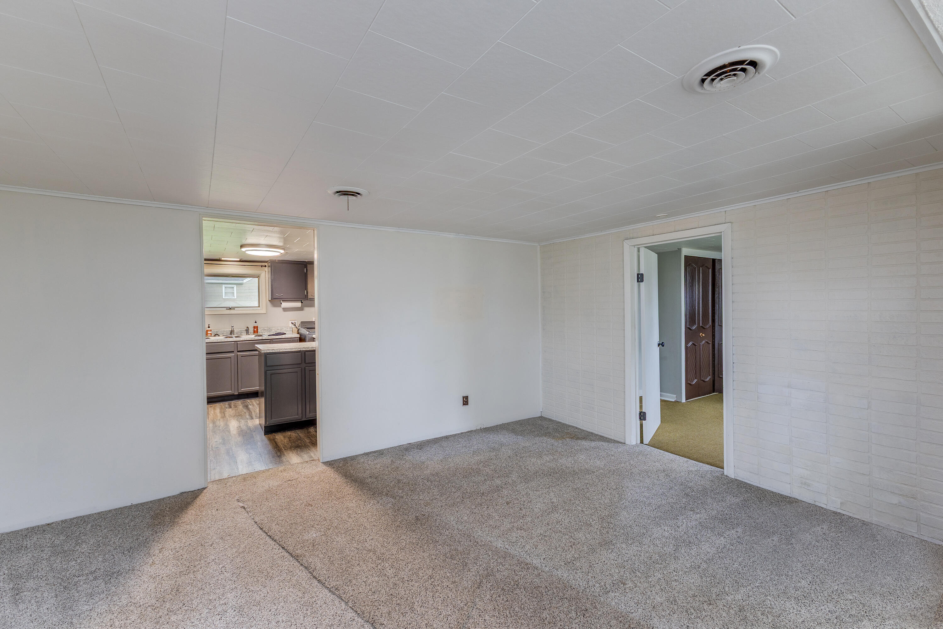 127 Wise Street, Bradford, Ohio 45308