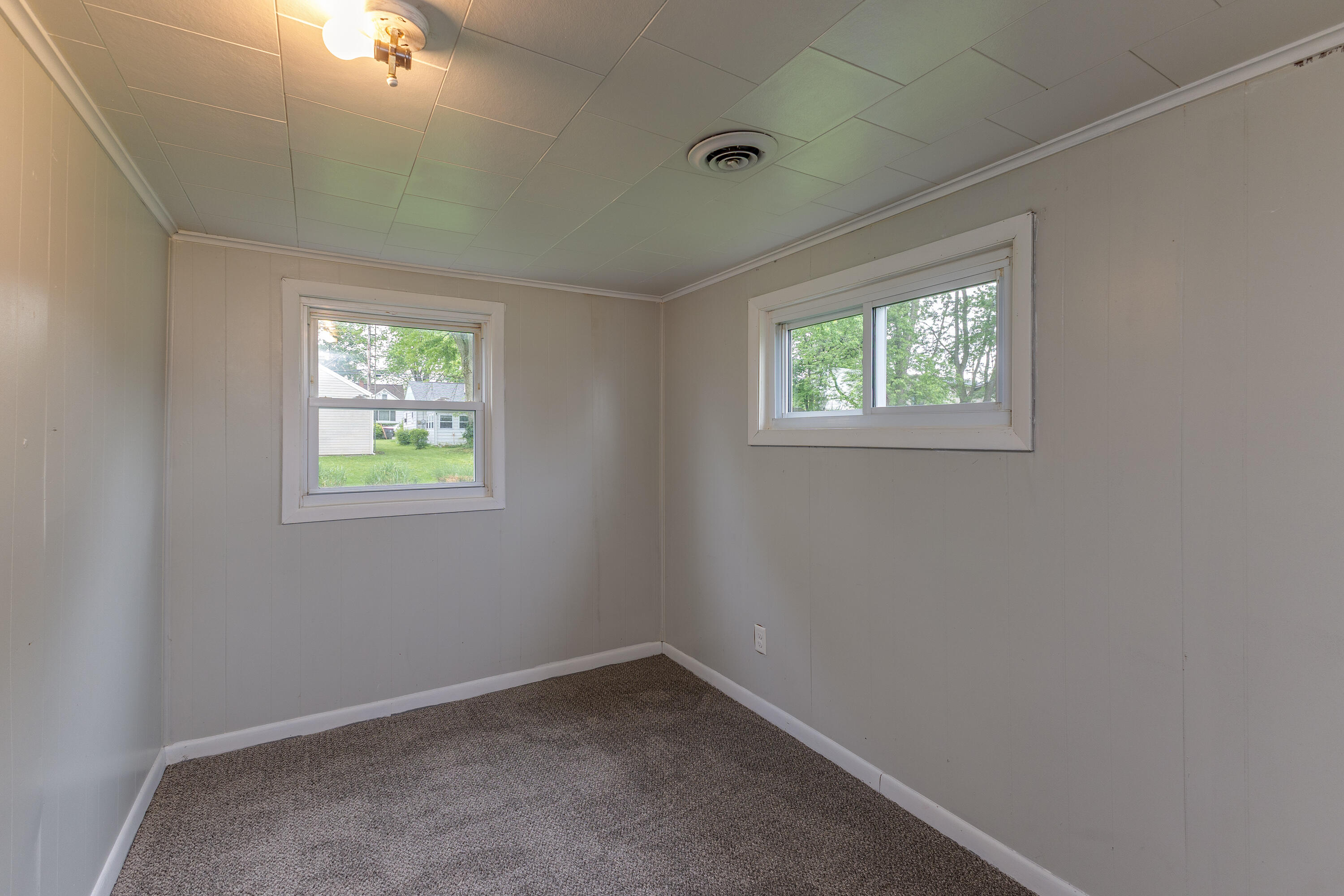 127 Wise Street, Bradford, Ohio 45308