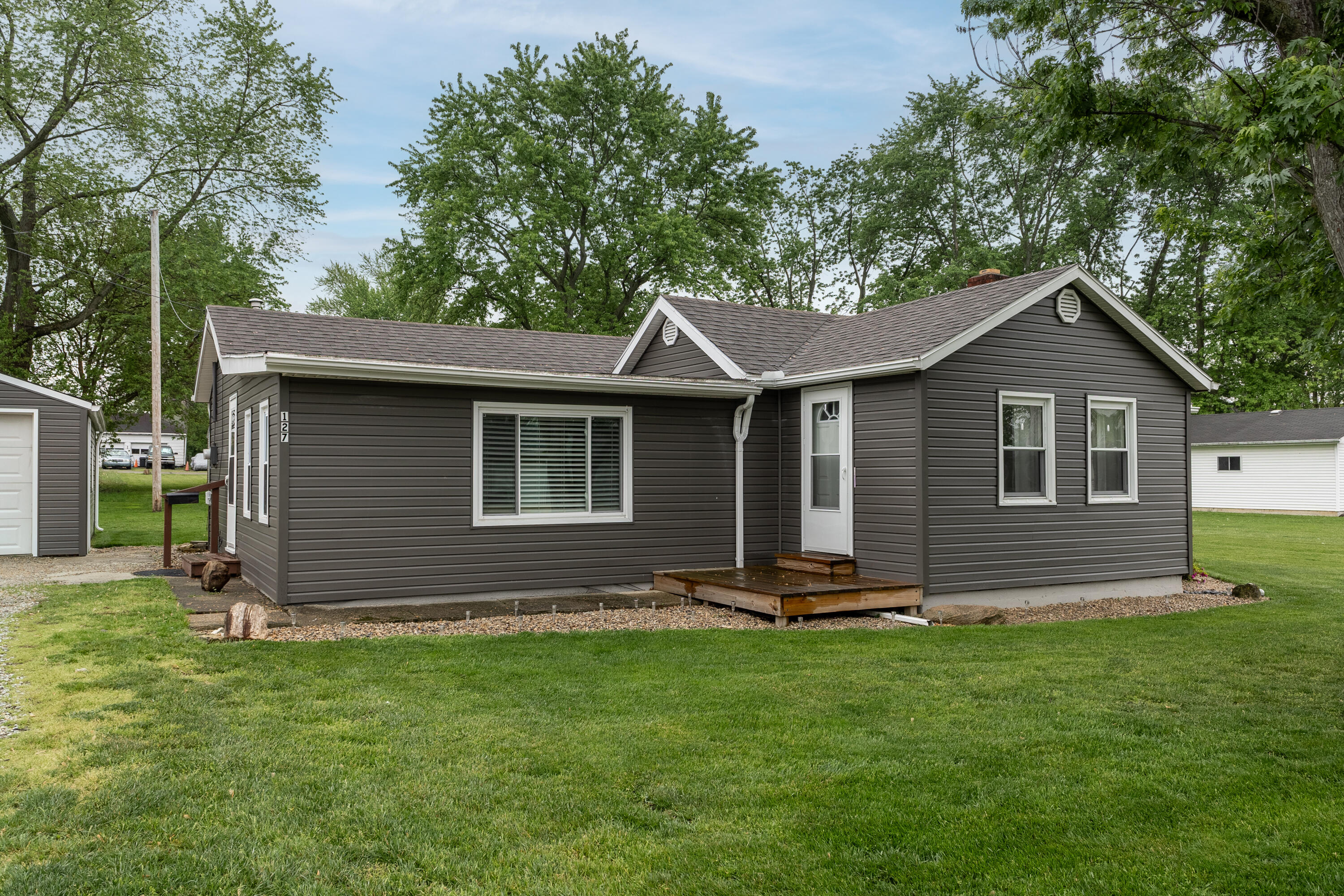 127 Wise Street, Bradford, Ohio 45308