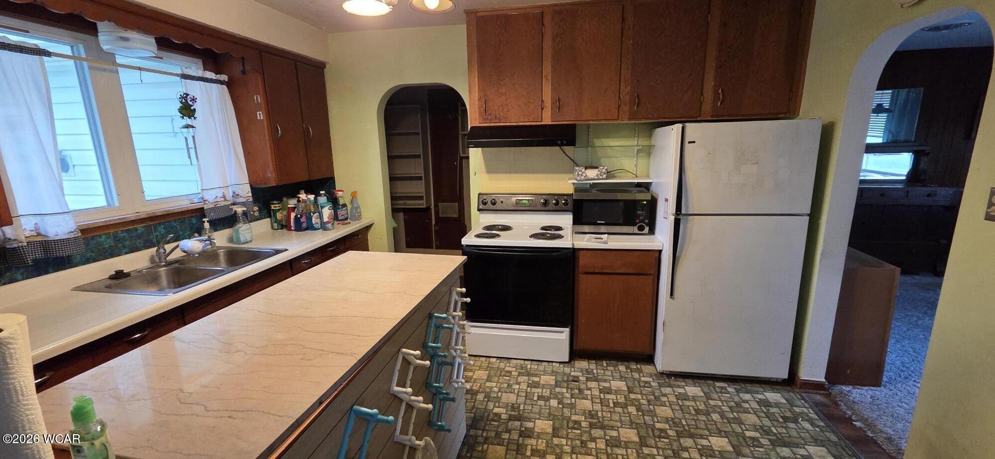 2278 Arcadia Avenue, Lima, Ohio