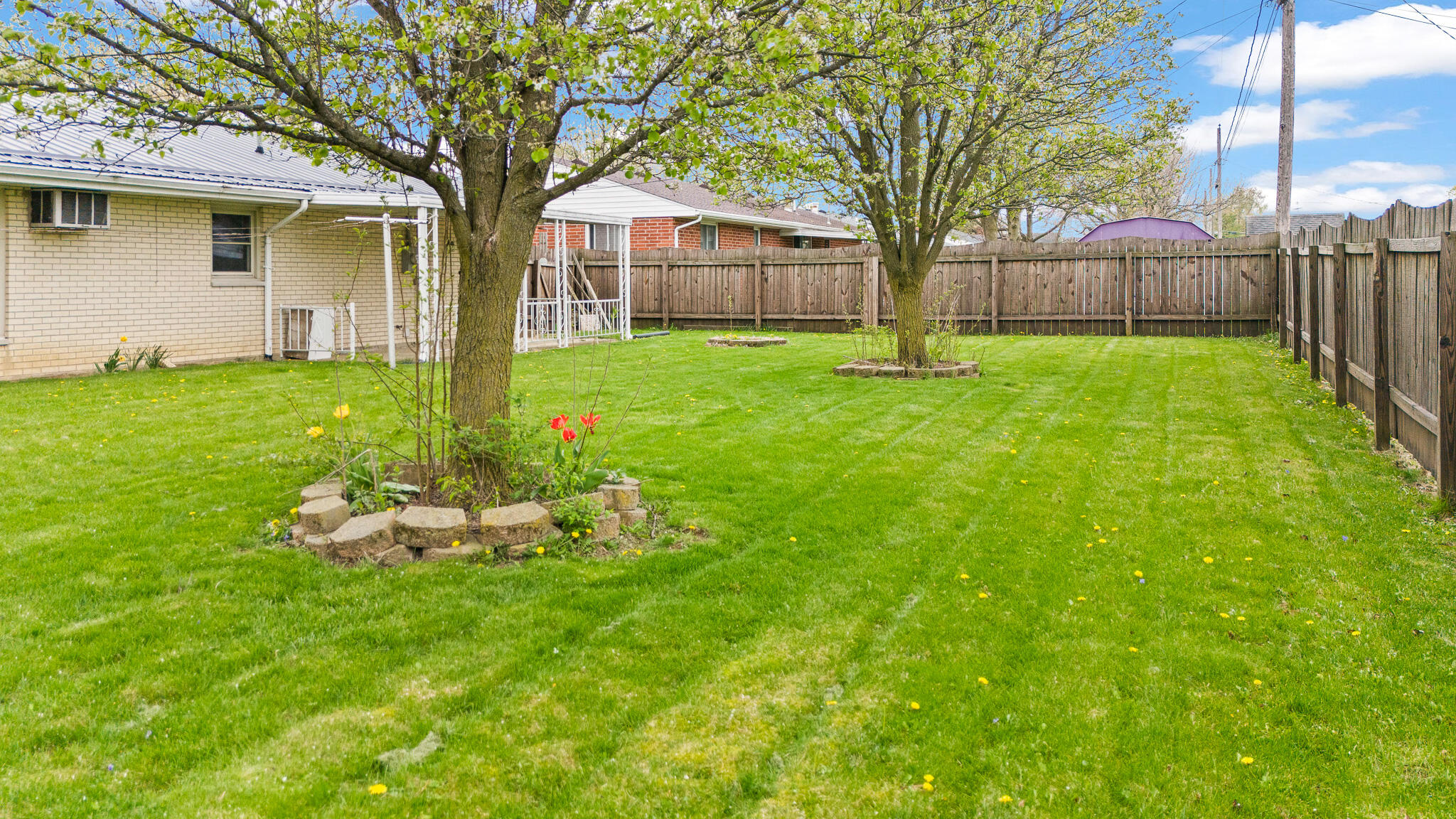 1344 Oaktree Drive, Greenville, Ohio 45331