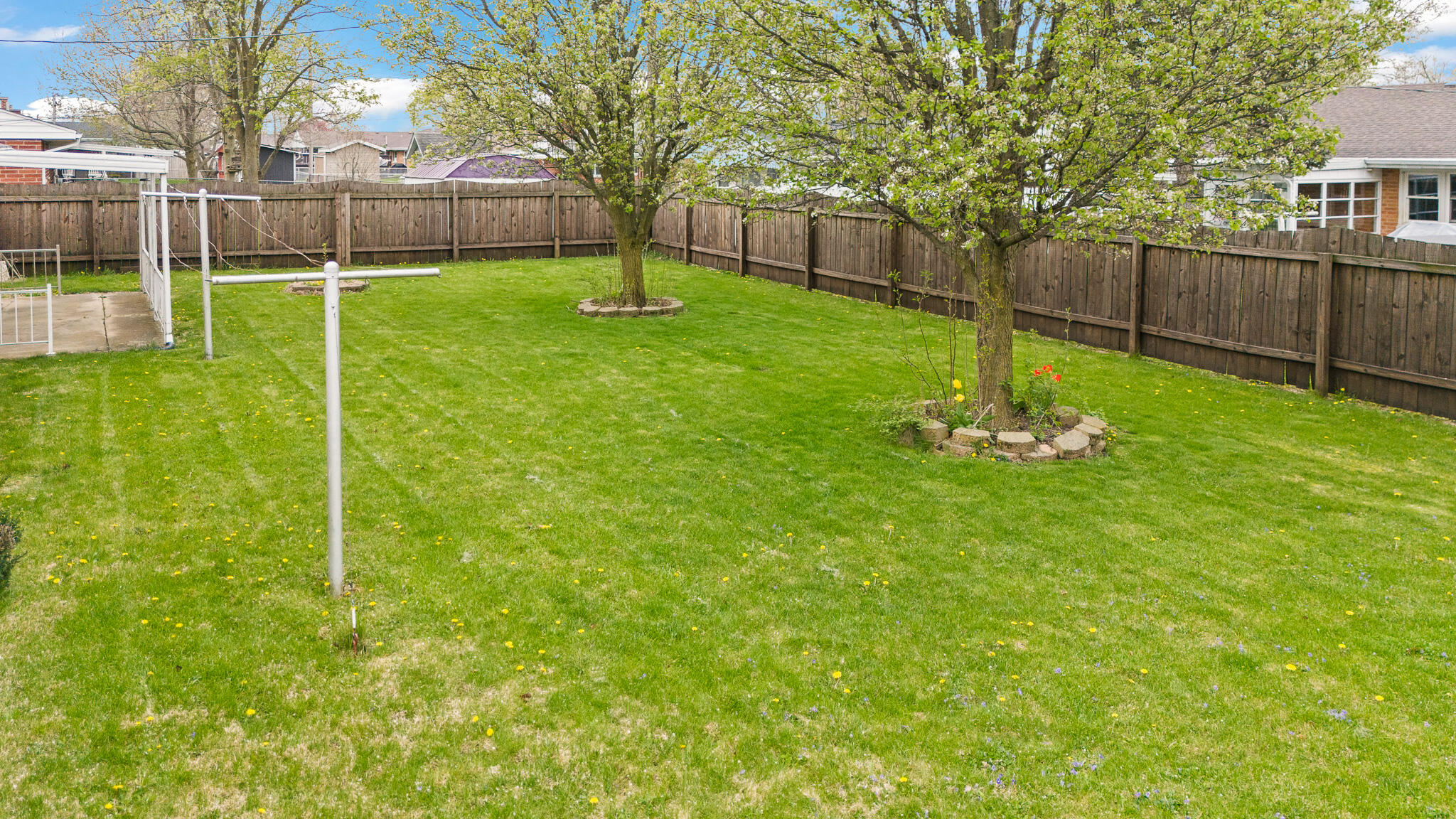 1344 Oaktree Drive, Greenville, Ohio 45331