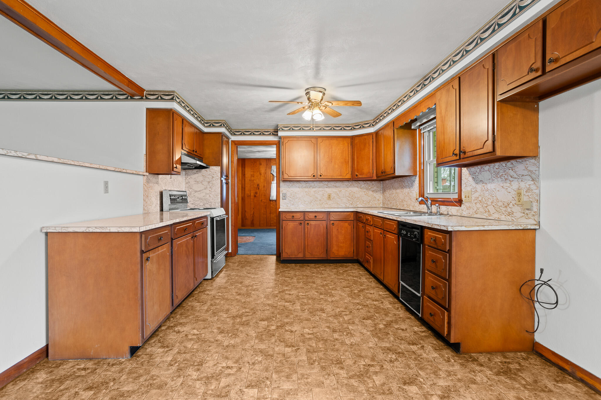 1344 Oaktree Drive, Greenville, Ohio 45331