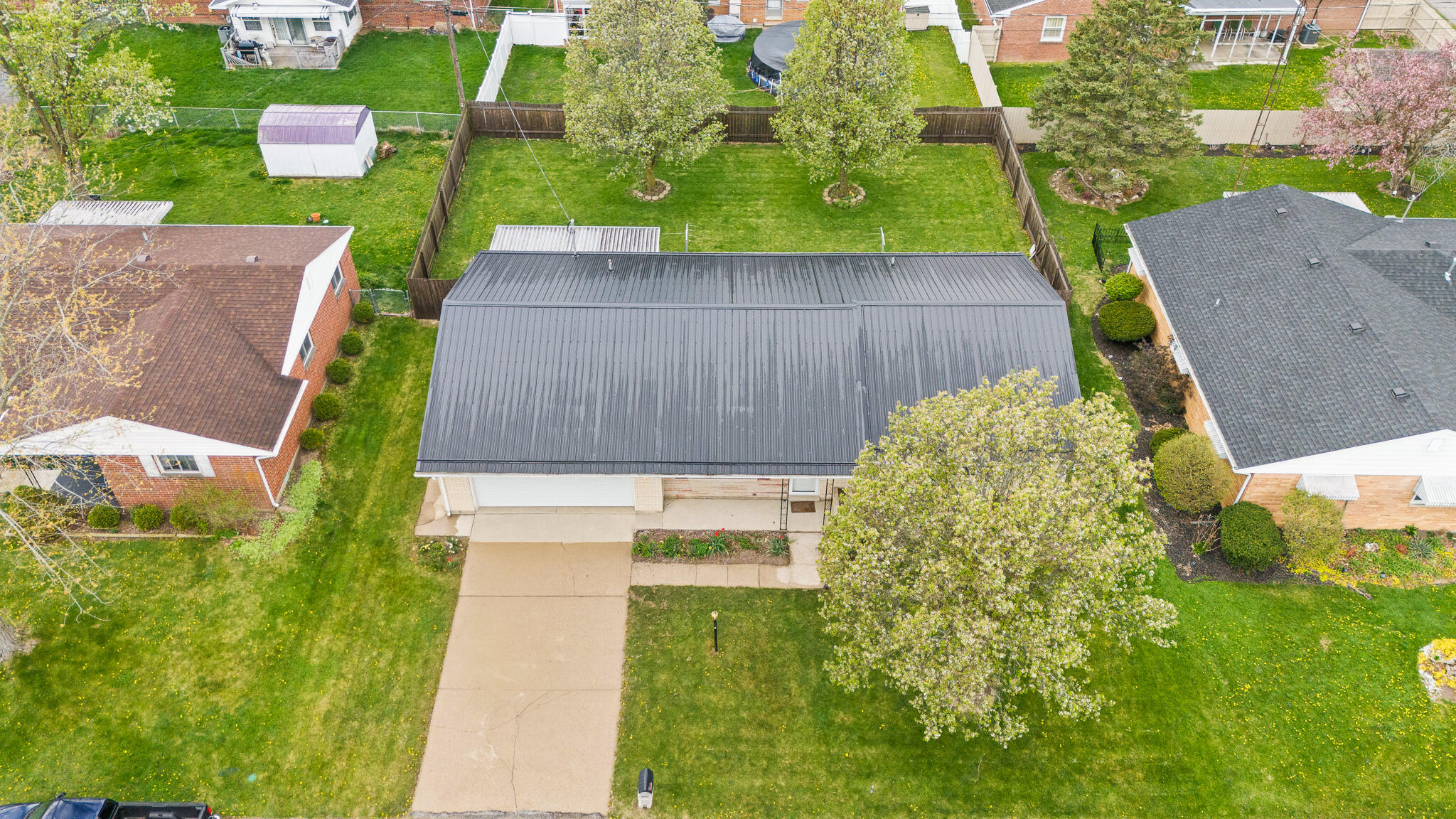 1344 Oaktree Drive, Greenville, Ohio 45331