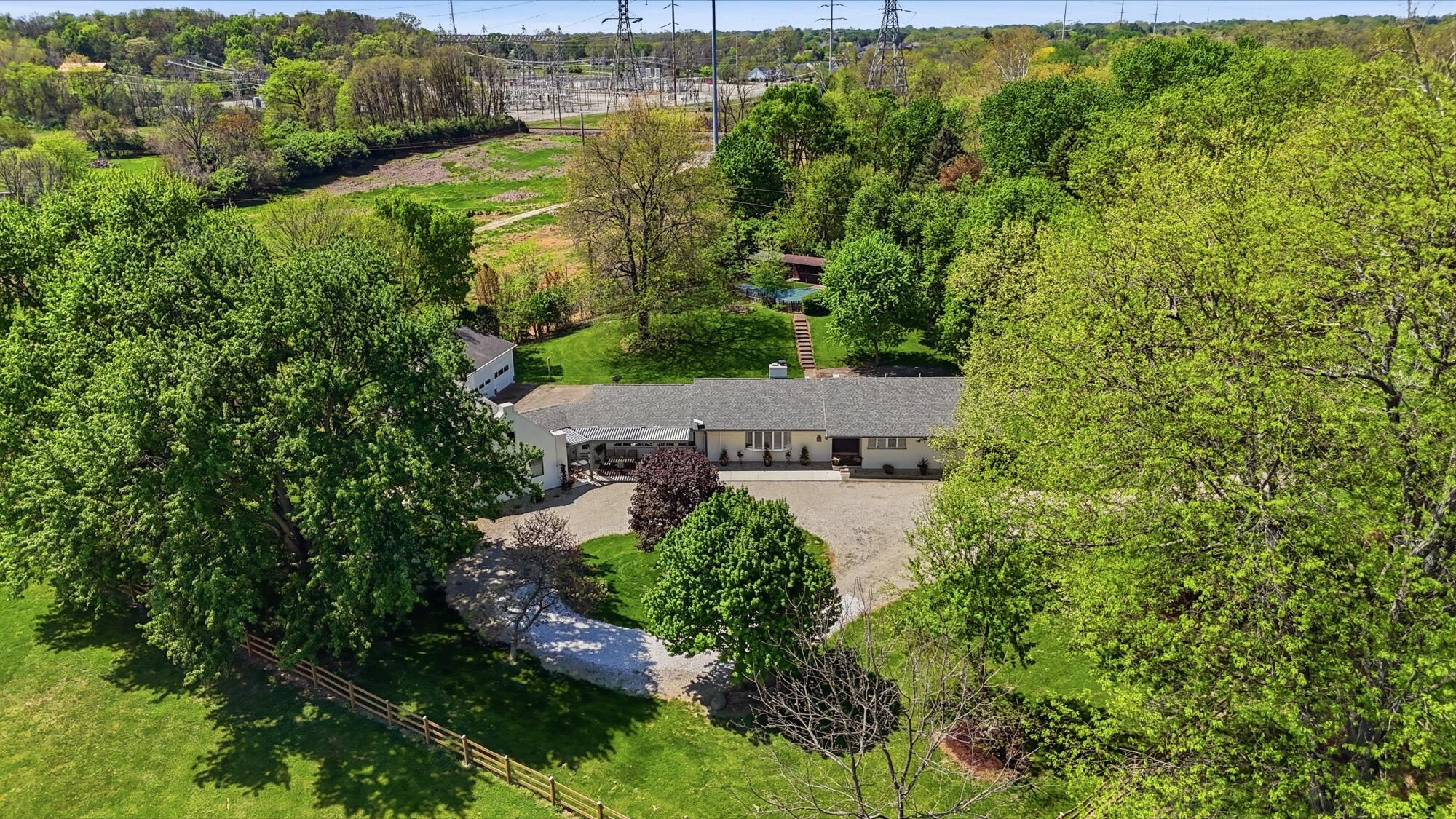 1760 Evanston Road, Tipp City, Ohio 45371
