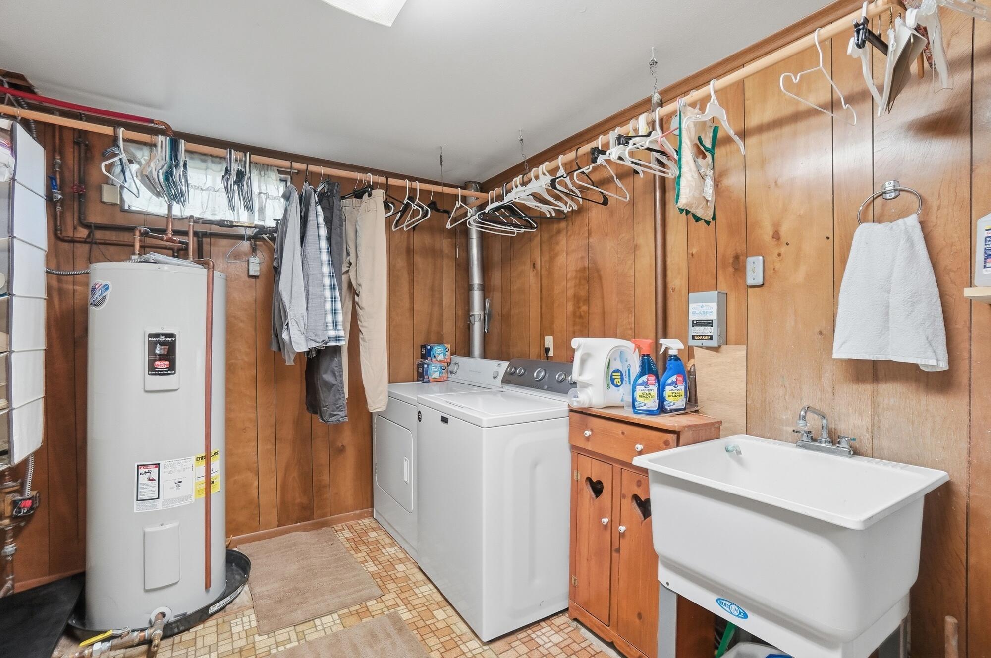 1760 Evanston Road, Tipp City, Ohio 45371