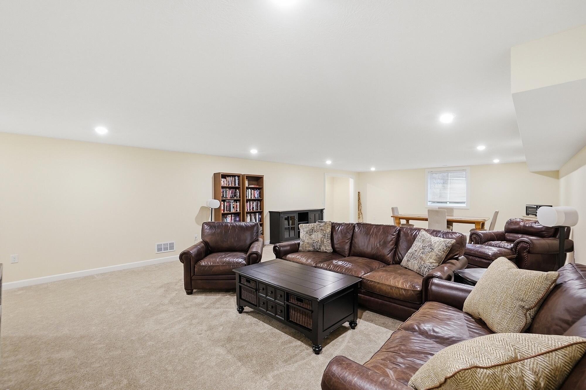 2765 Liette Drive, Troy, Ohio 45373