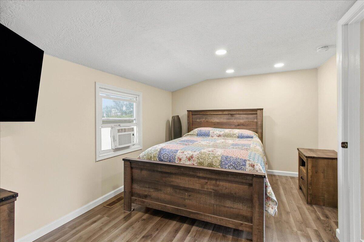 132 Richard Avenue, Bellefontaine, Ohio 43311