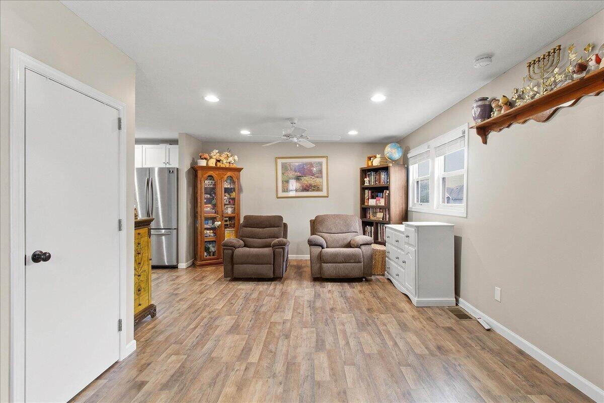 132 Richard Avenue, Bellefontaine, Ohio 43311