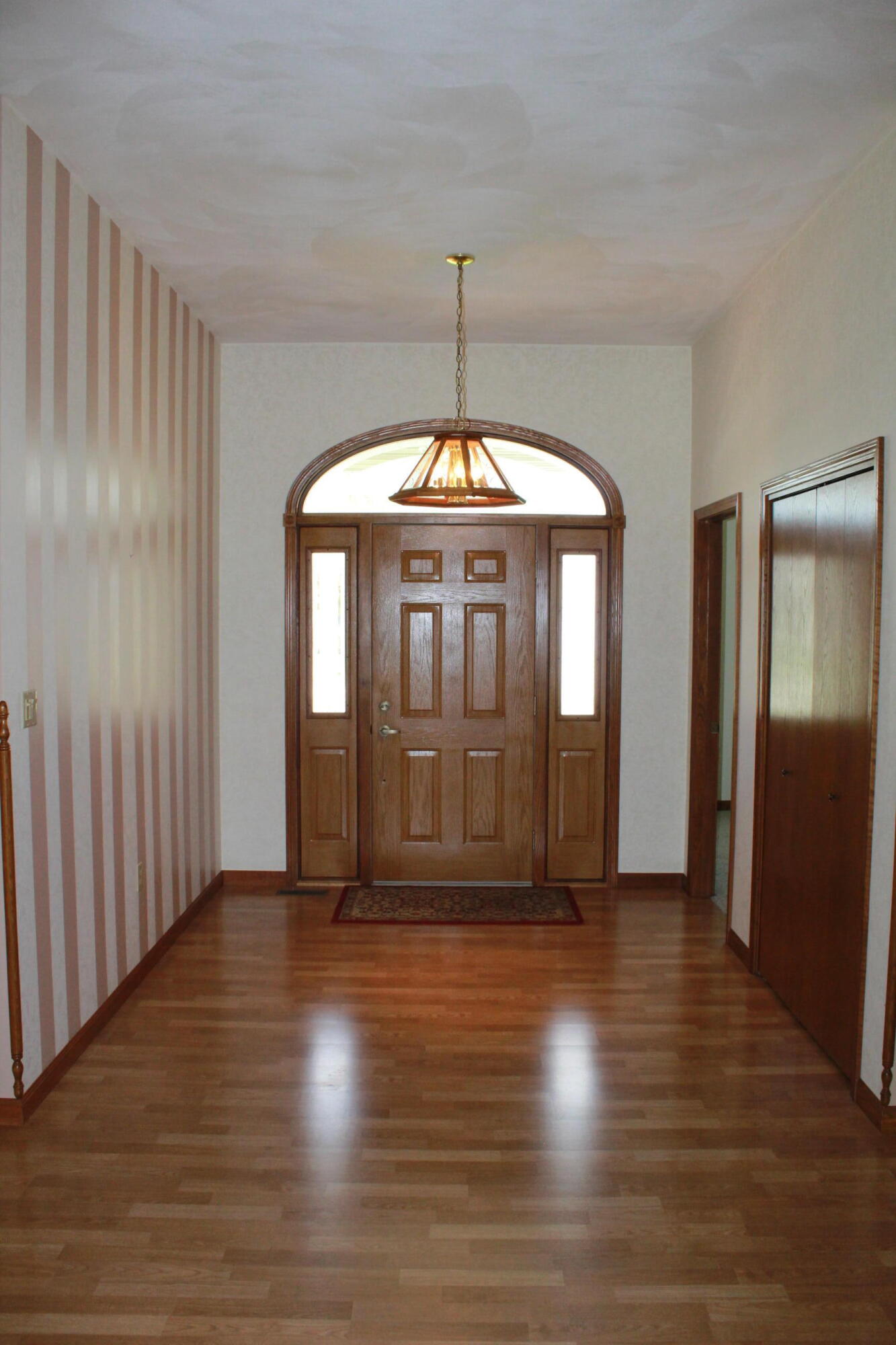 2033 Callaway Court, Versailles, Ohio 45380