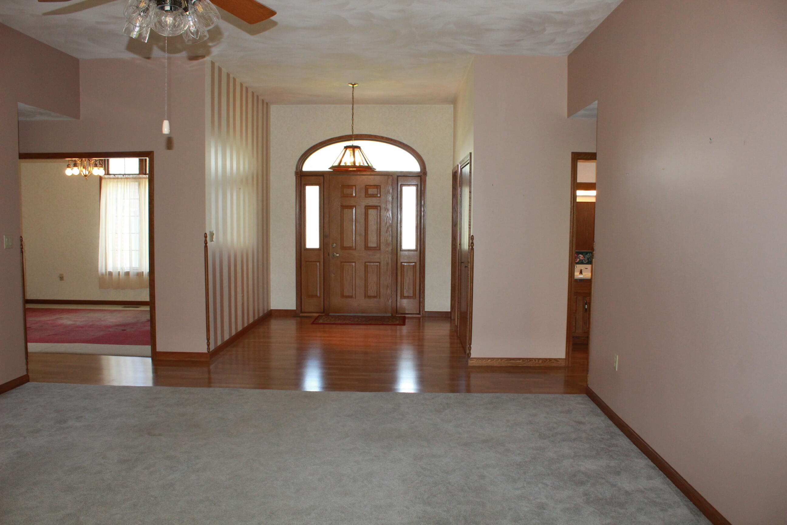 2033 Callaway Court, Versailles, Ohio 45380