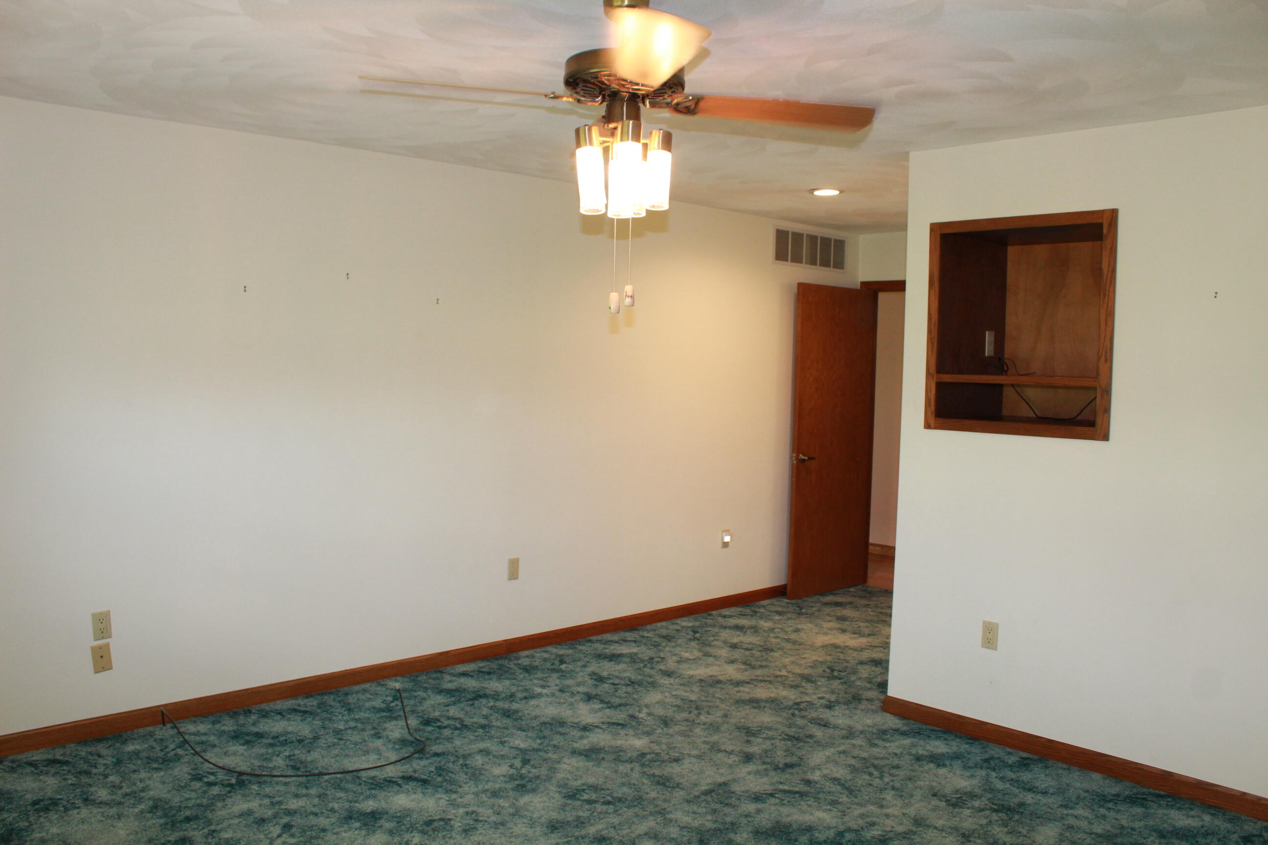 2033 Callaway Court, Versailles, Ohio 45380