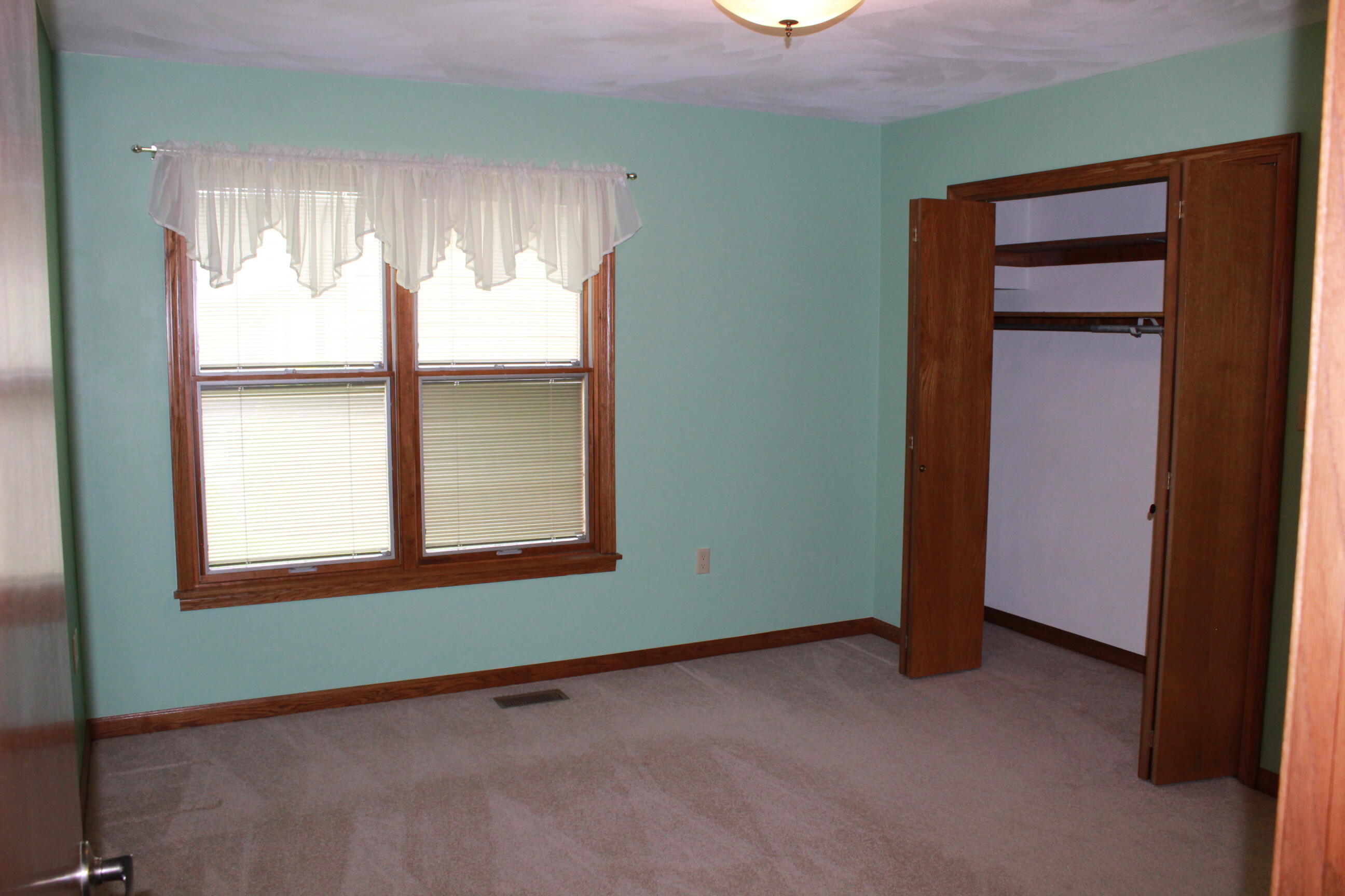 2033 Callaway Court, Versailles, Ohio 45380
