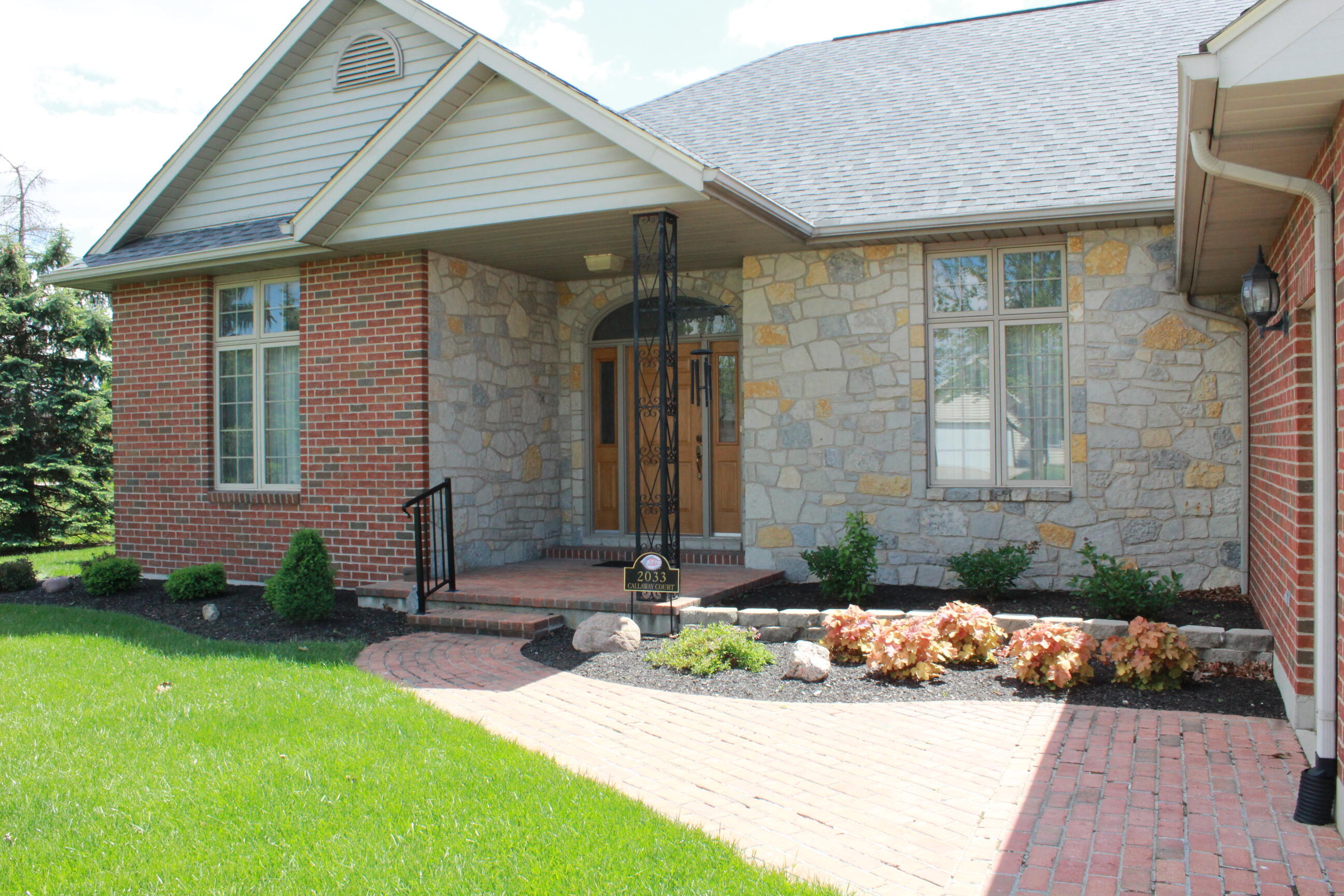 2033 Callaway Court, Versailles, Ohio 45380