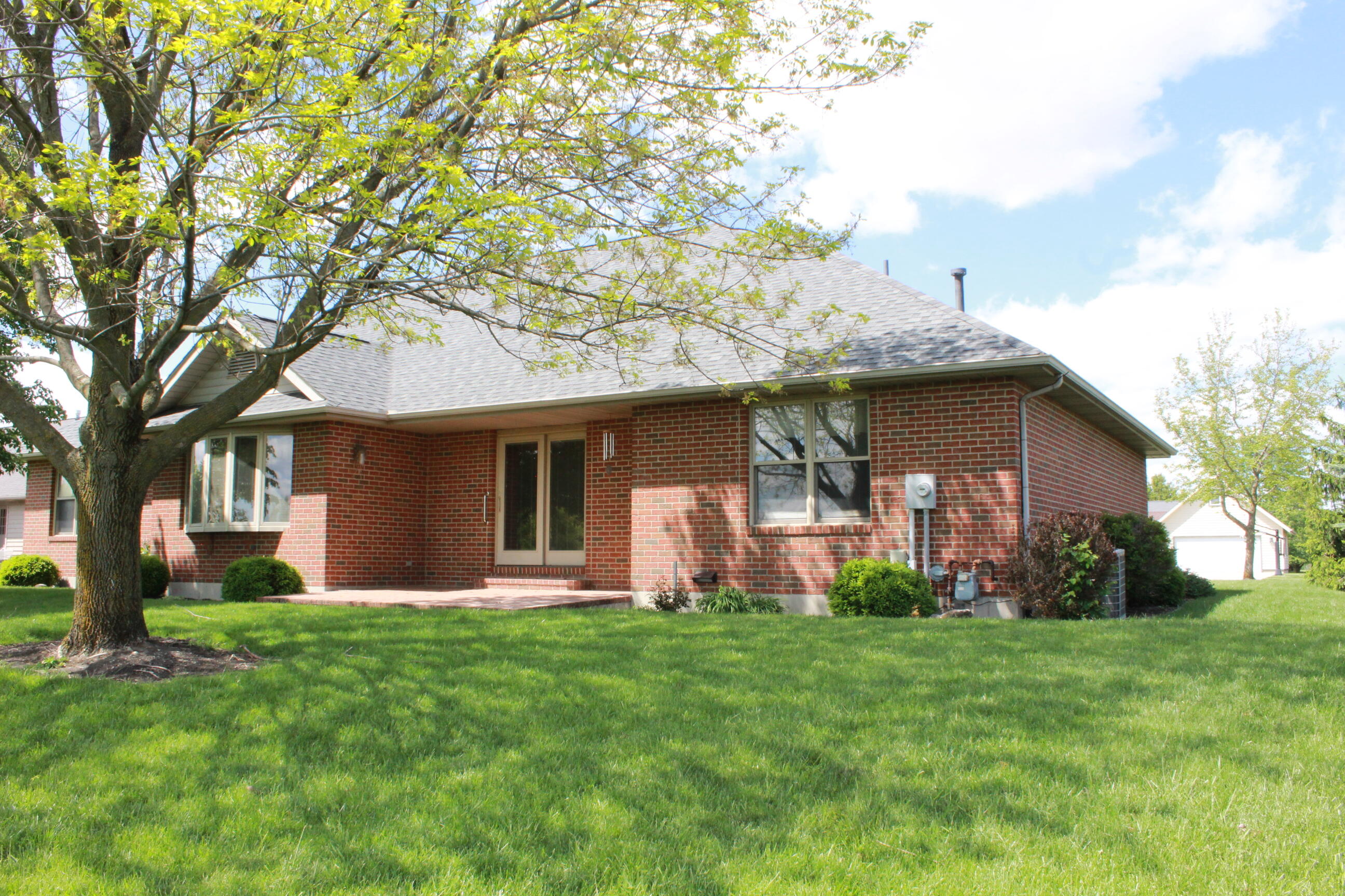 2033 Callaway Court, Versailles, Ohio 45380