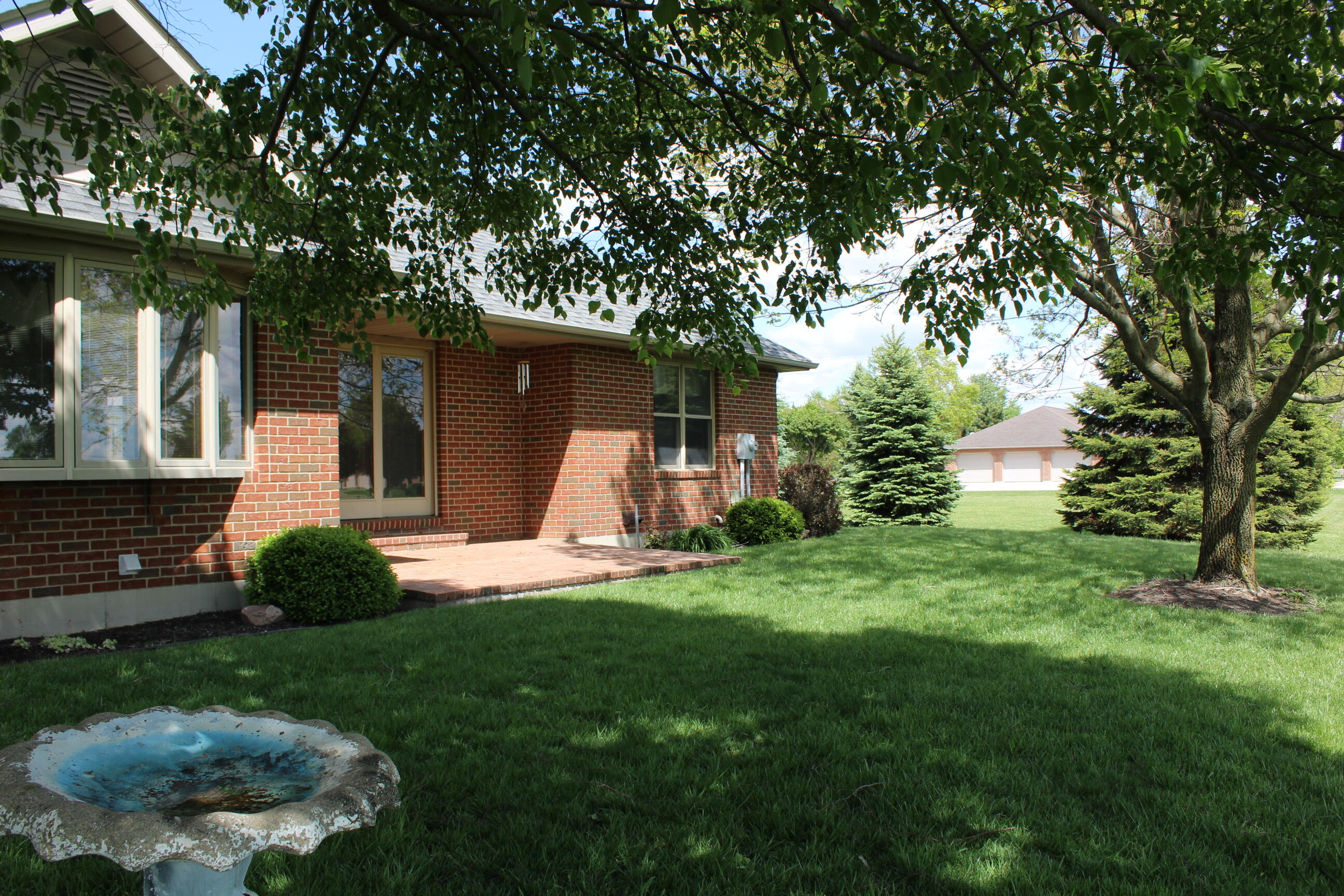 2033 Callaway Court, Versailles, Ohio 45380