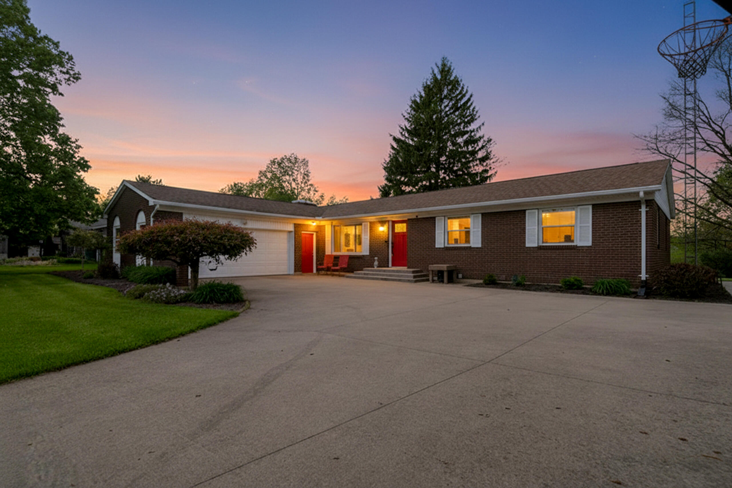 708 Arrowhead Drive, Sidney, Ohio 45365