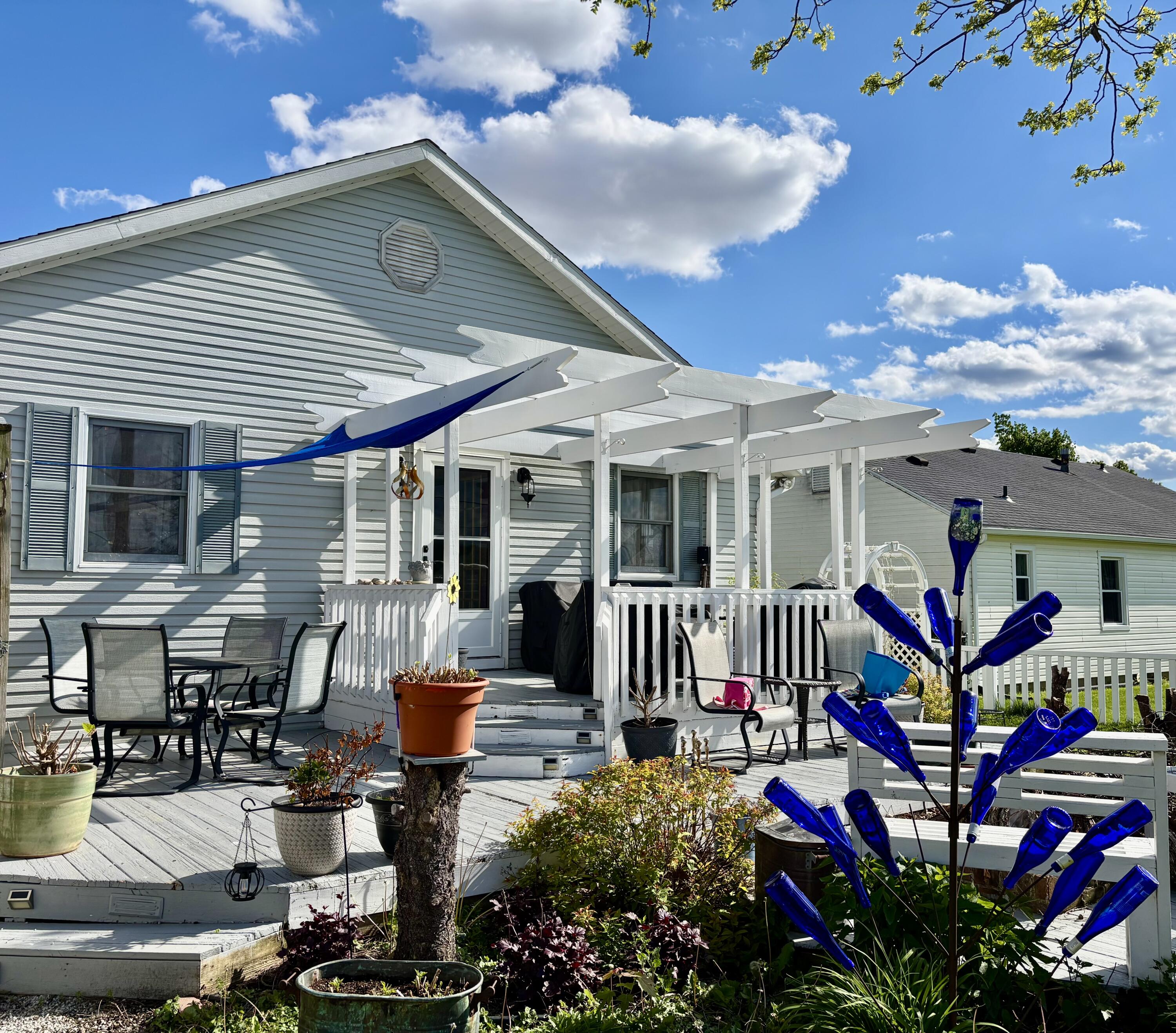 1010 Auglaize Street, Wapakoneta, Ohio 45895