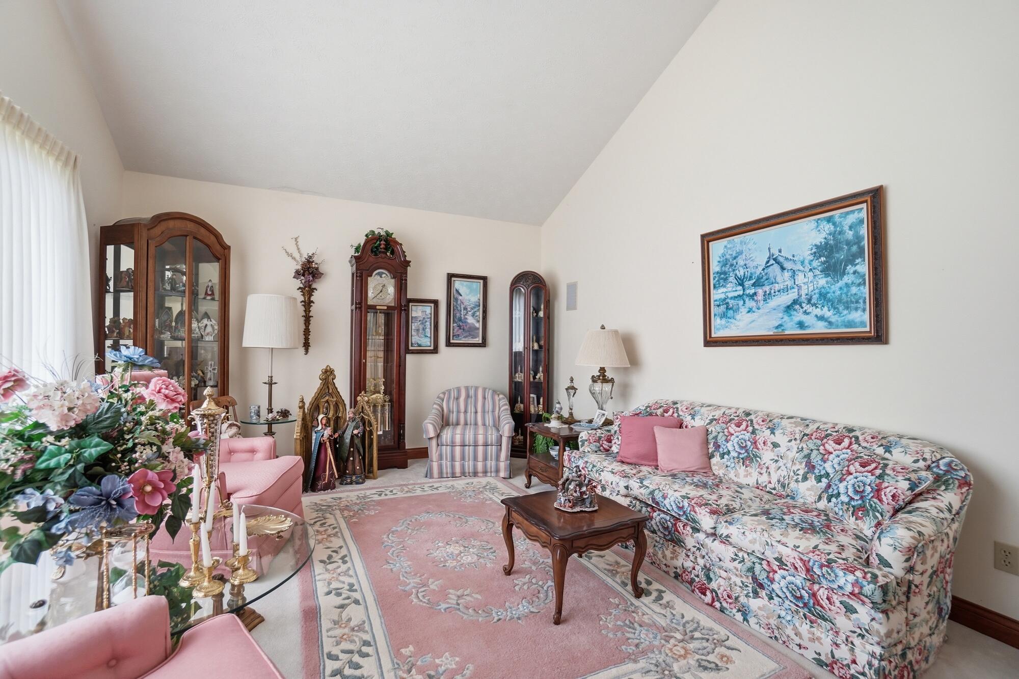 1788 Berwick Drive, Springfield, Ohio 45503