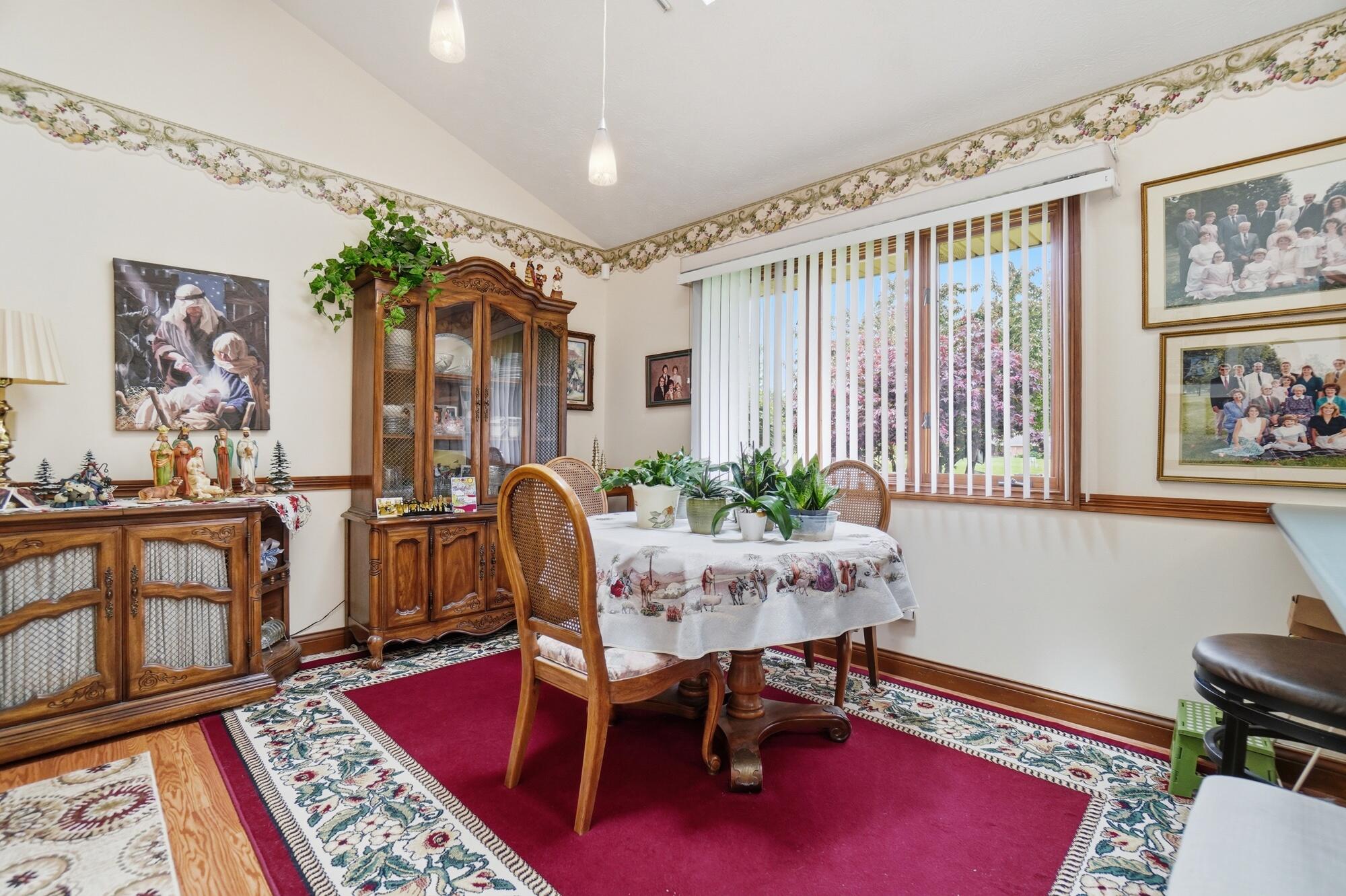 1788 Berwick Drive, Springfield, Ohio 45503