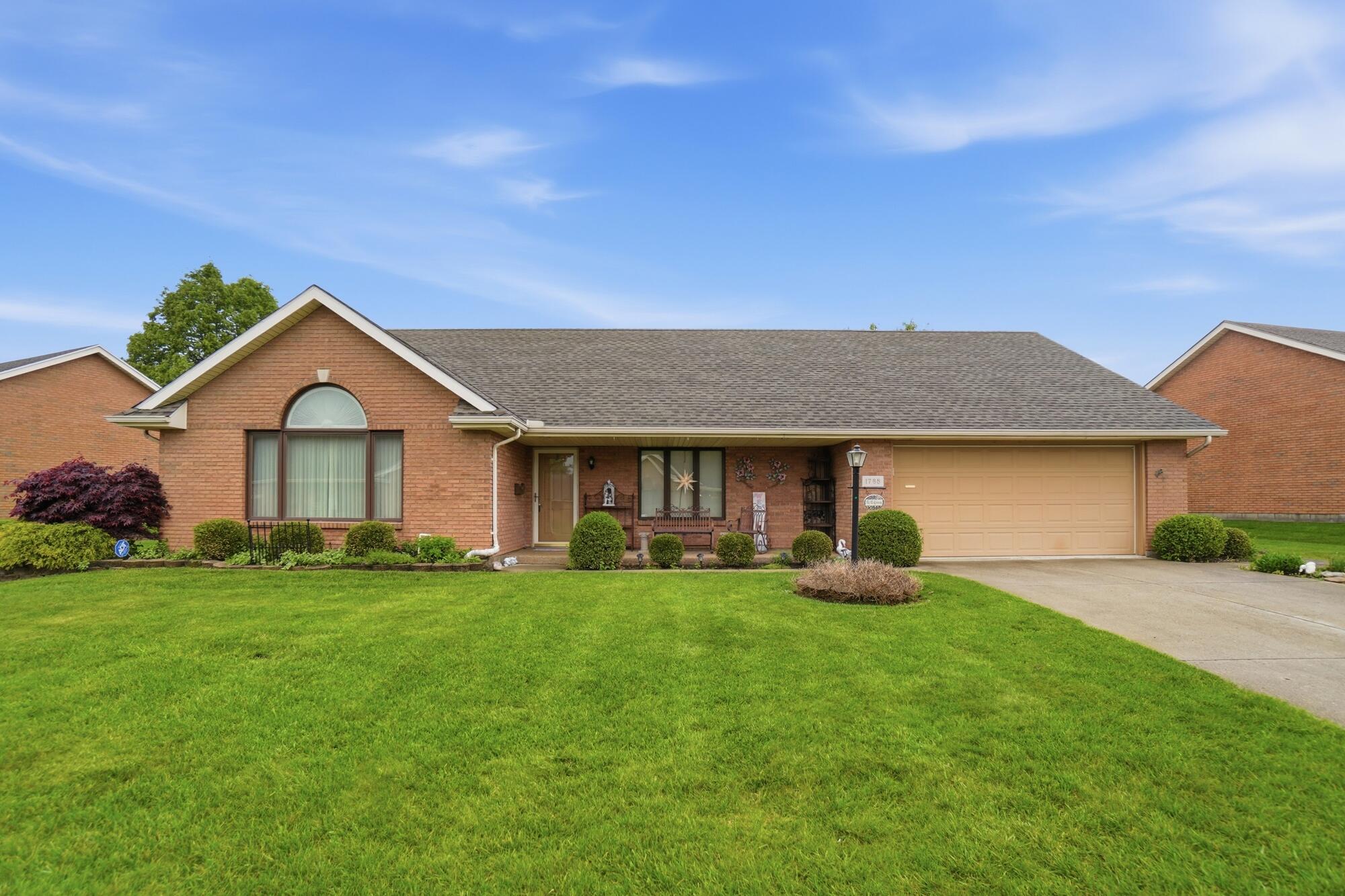 1788 Berwick Drive, Springfield, Ohio 45503