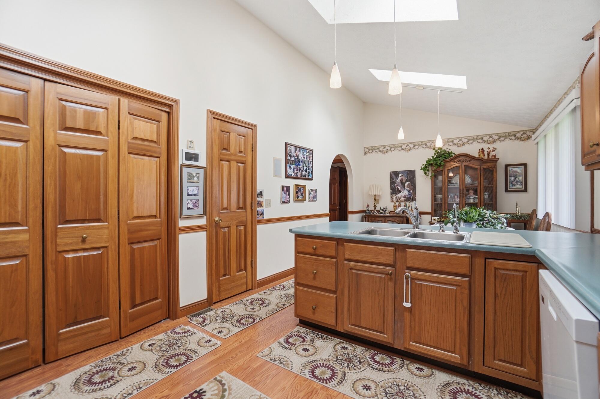 1788 Berwick Drive, Springfield, Ohio 45503