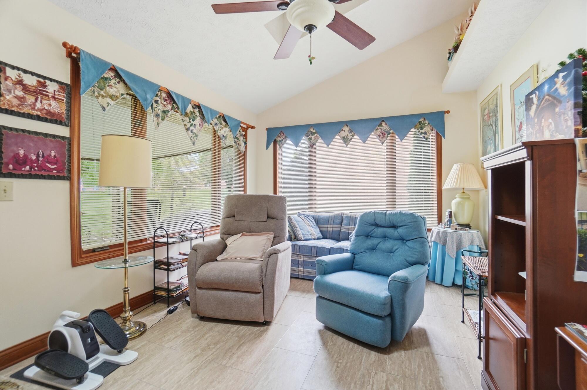 1788 Berwick Drive, Springfield, Ohio 45503