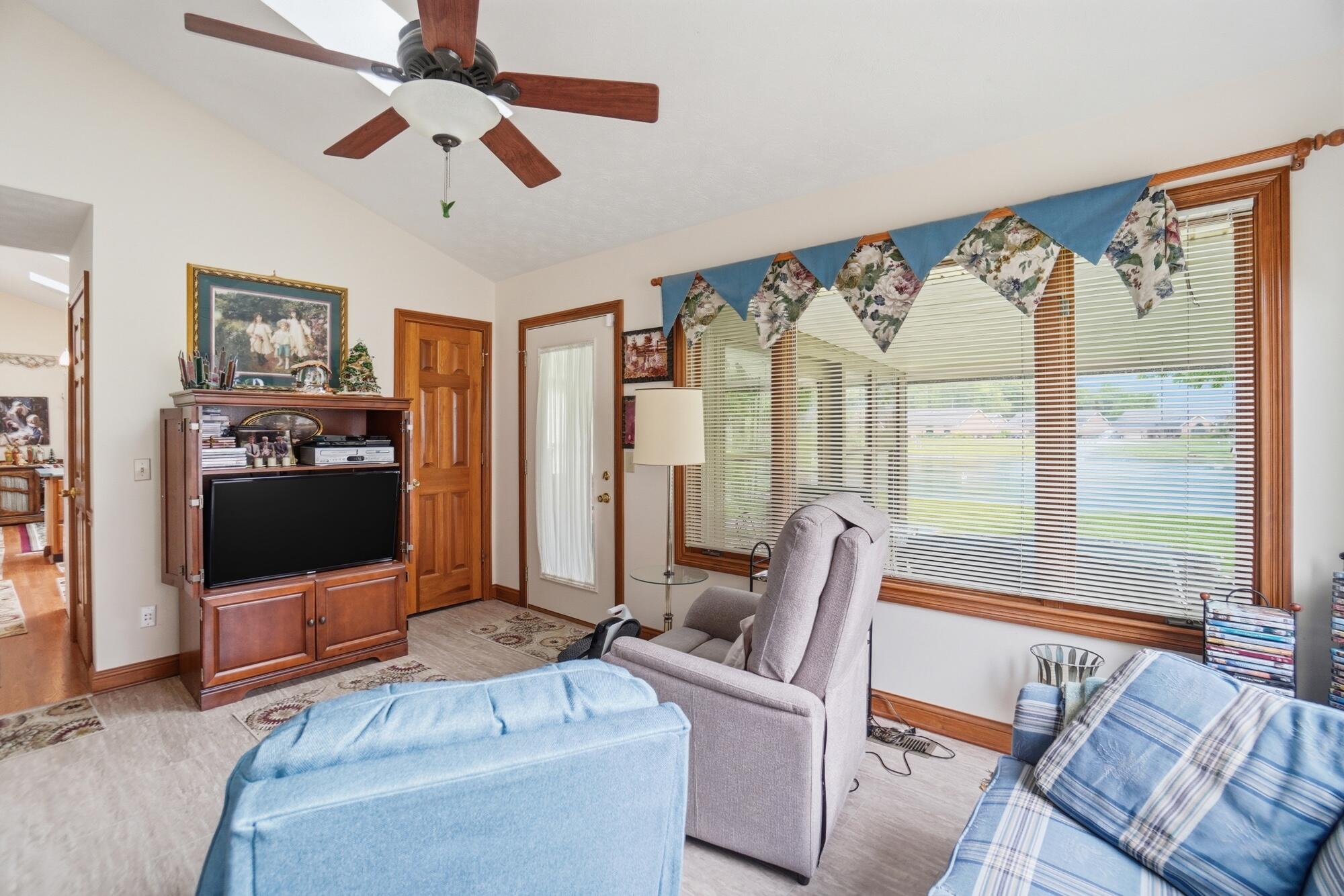 1788 Berwick Drive, Springfield, Ohio 45503