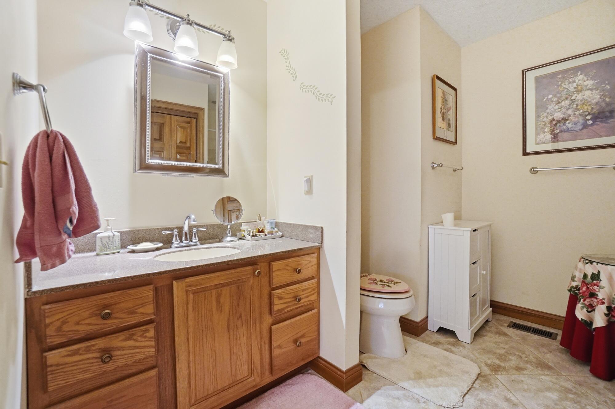 1788 Berwick Drive, Springfield, Ohio 45503