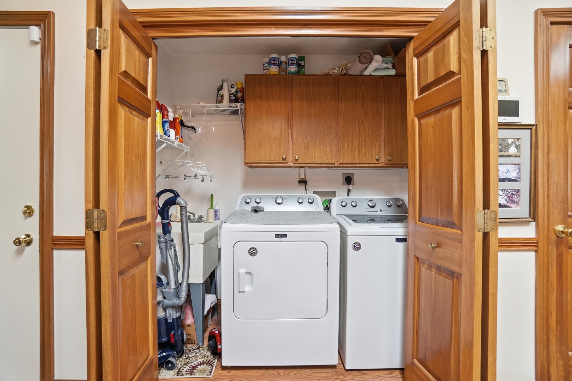 1788 Berwick Drive, Springfield, Ohio 45503