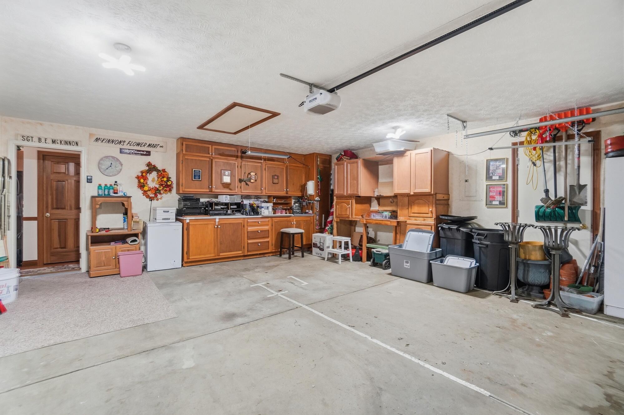 1788 Berwick Drive, Springfield, Ohio 45503