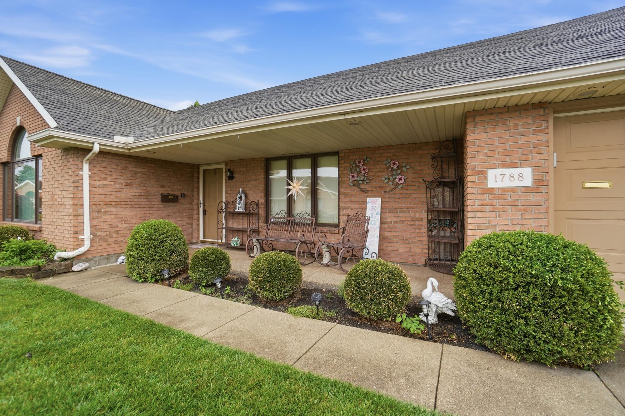 1788 Berwick Drive, Springfield, Ohio 45503